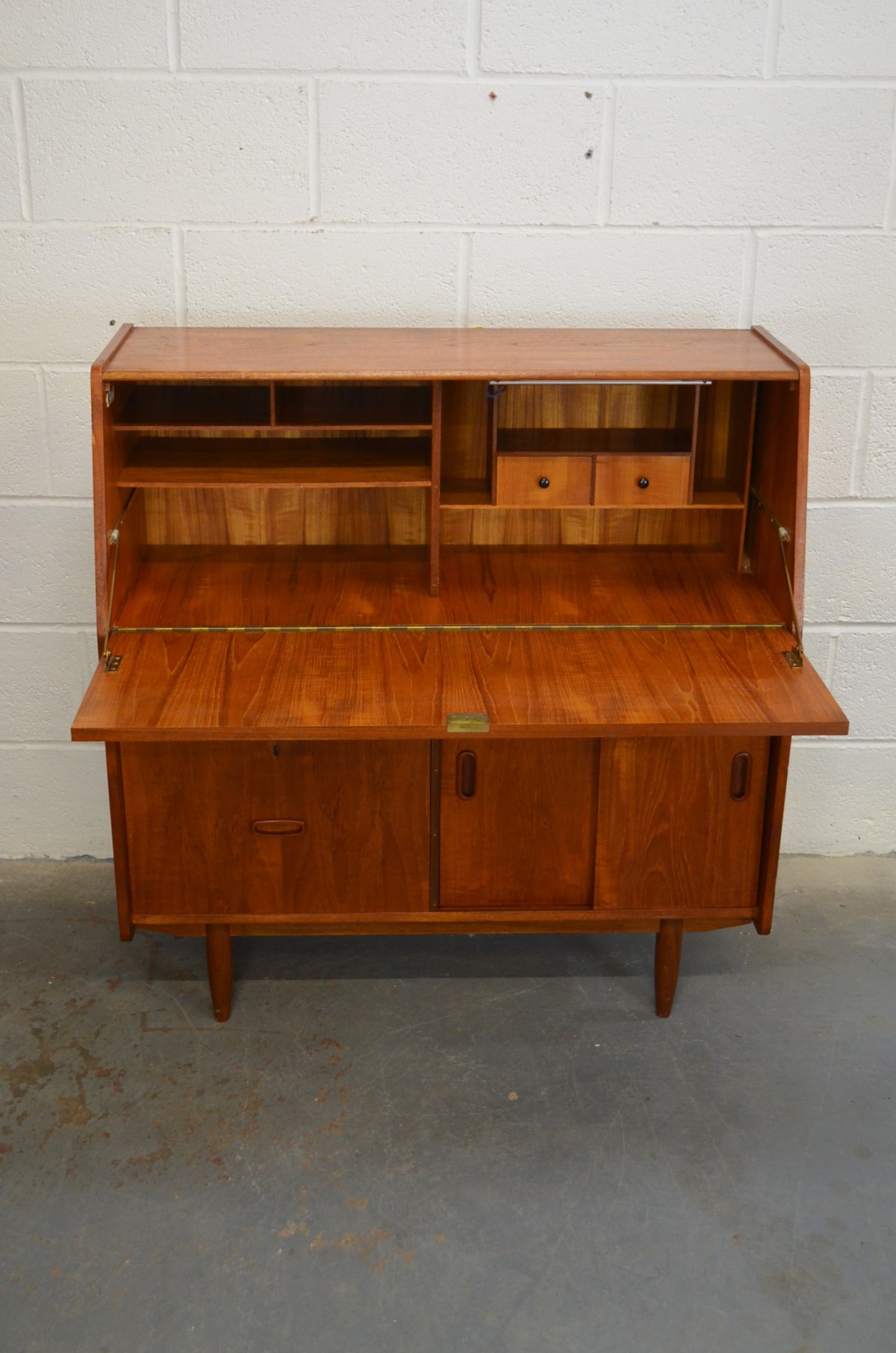 Vintage Mid Century Bureau