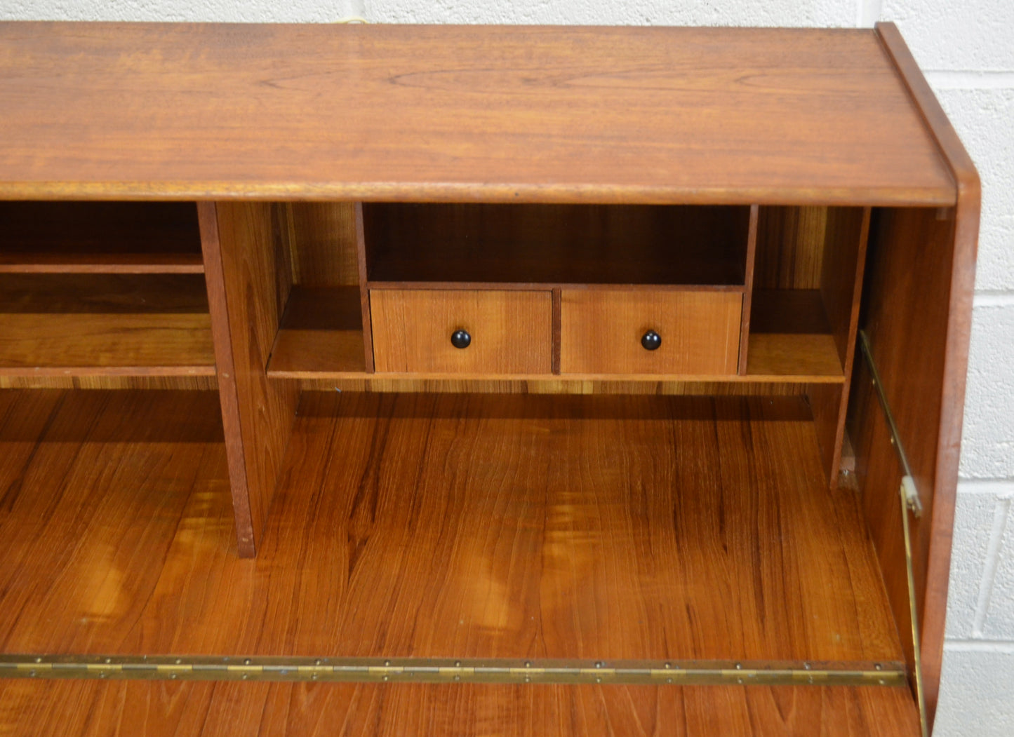 Vintage Mid Century Bureau