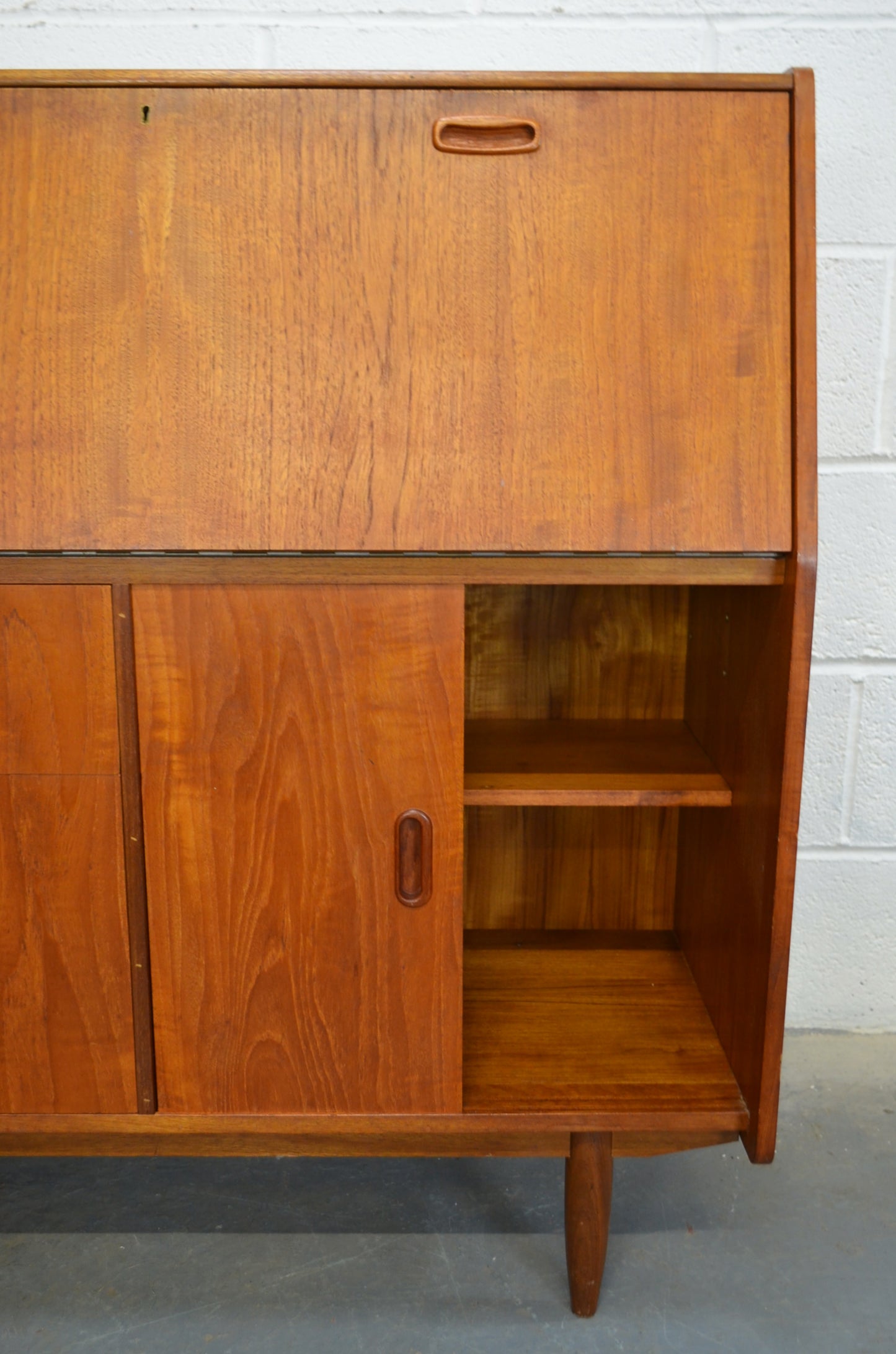 Vintage Mid Century Bureau