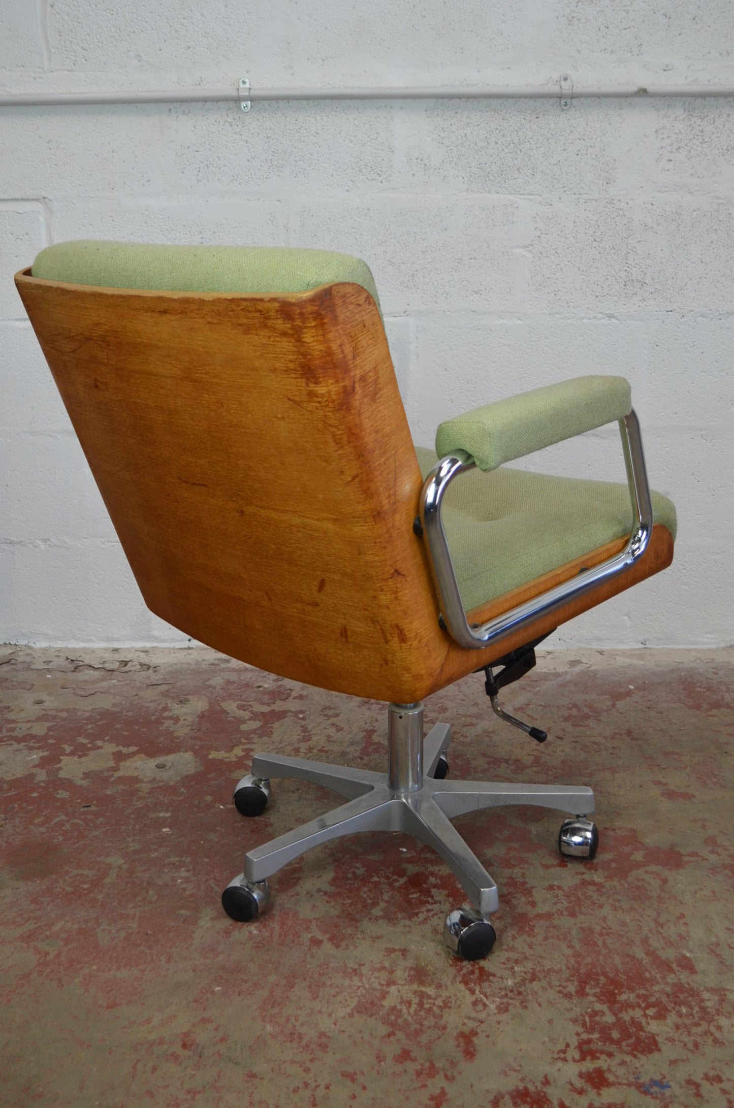 Vintage Giroflex Swivel Desk Chair