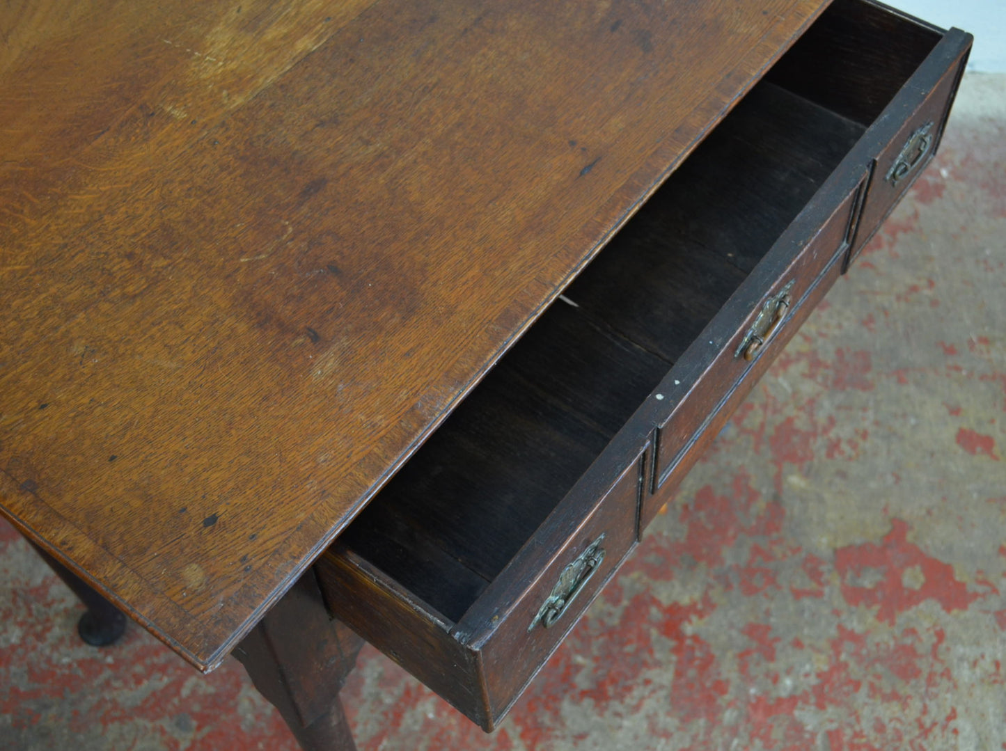 A George III Low Boy/Ladies Desk