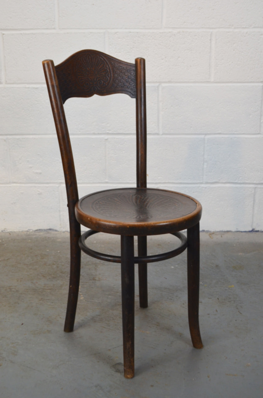 Vintage Thonet Mundus Cafe Chair