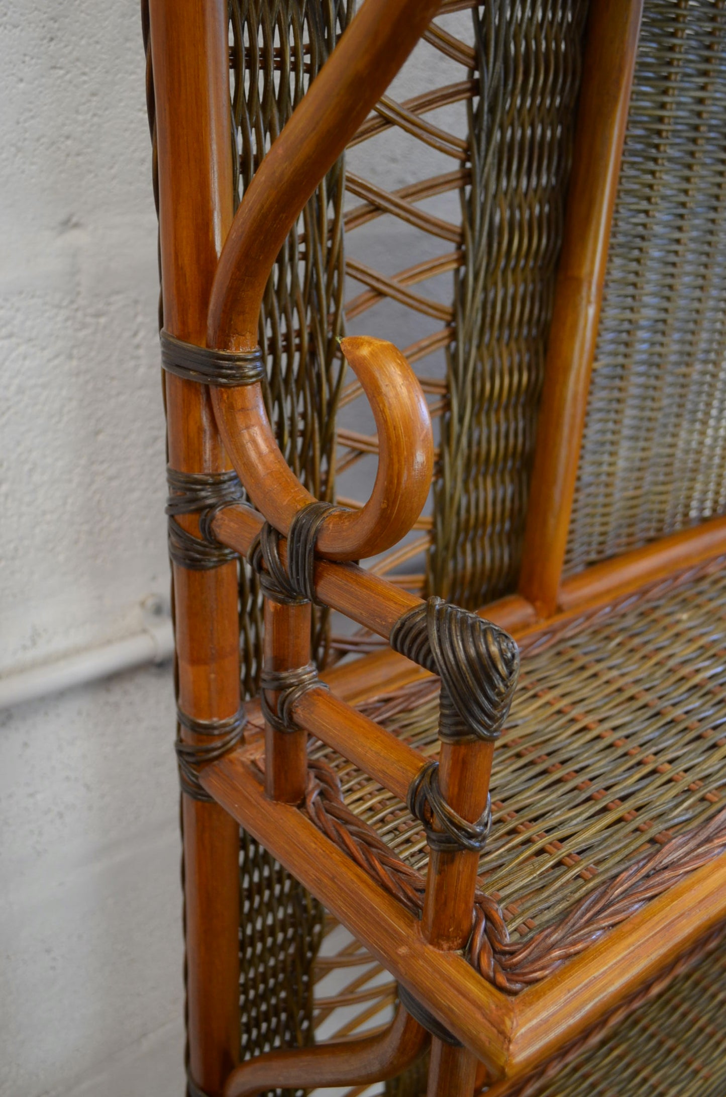 Vintage Bamboo Rattan Hallway/Stand/Etagère