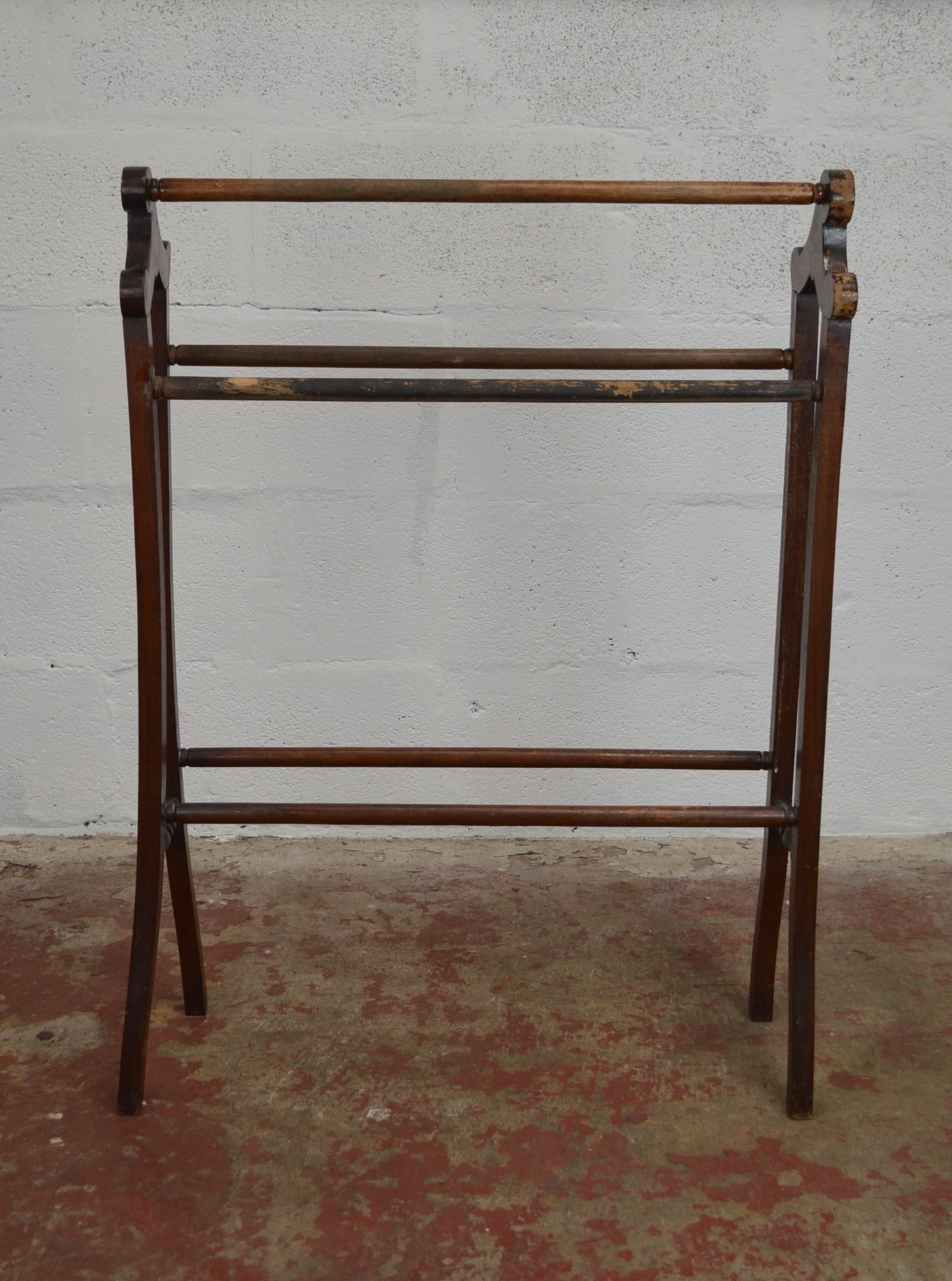 Victorian Towel / Clothes Rail - Five Supports