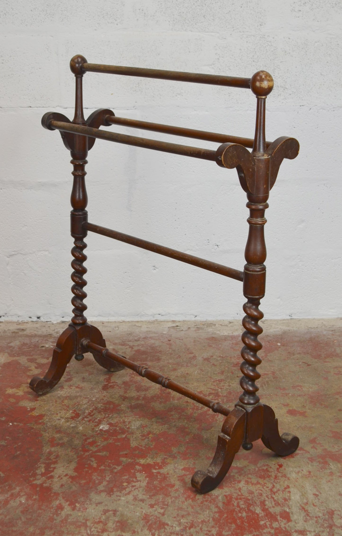 Victorian Towel/Clothes Rail - Horse