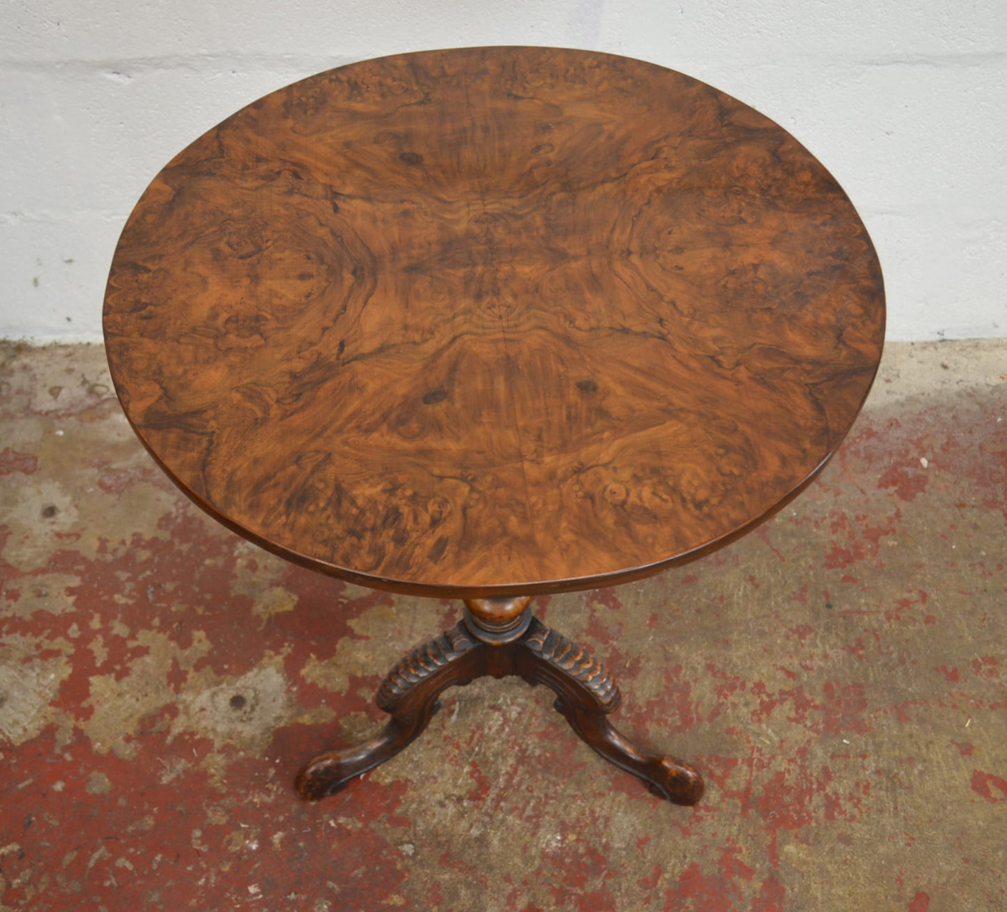 A Victorian Walnut Tripod Side/Wine Table