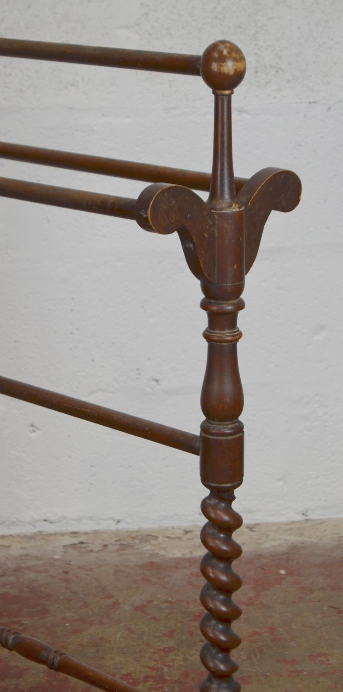 Victorian Towel/Clothes Rail - Horse