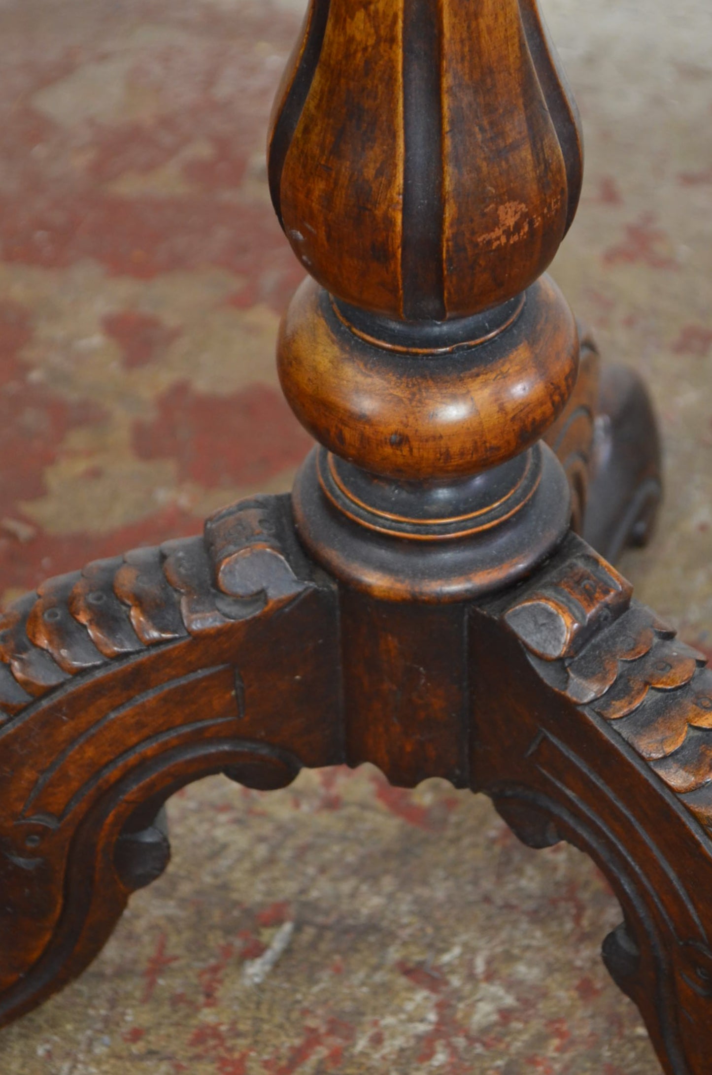 A Victorian Walnut Tripod Side/Wine Table
