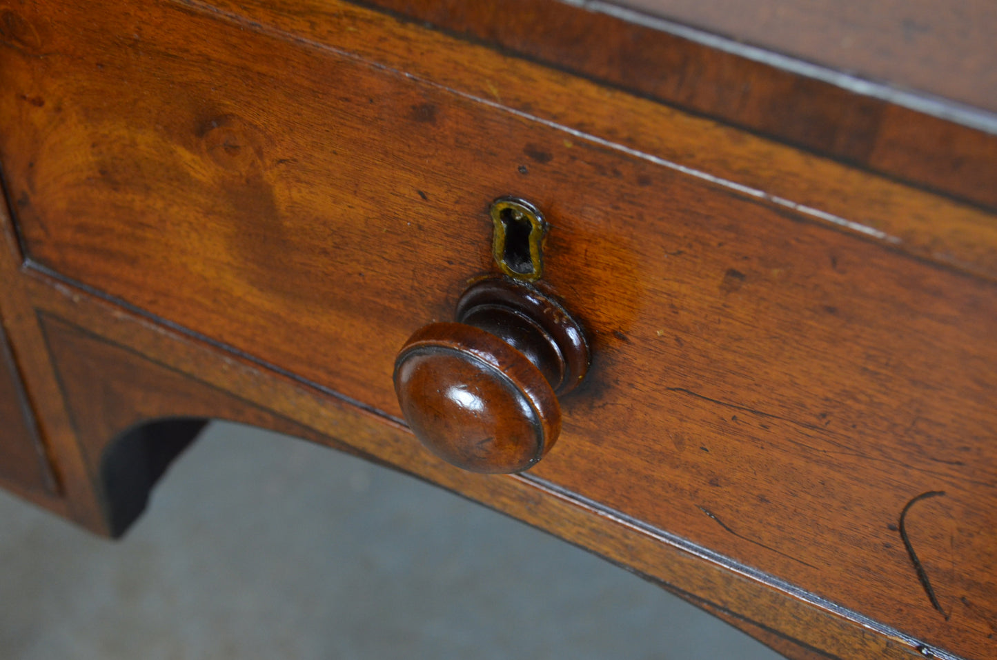 Victorian Low Boy/Ladies Desk