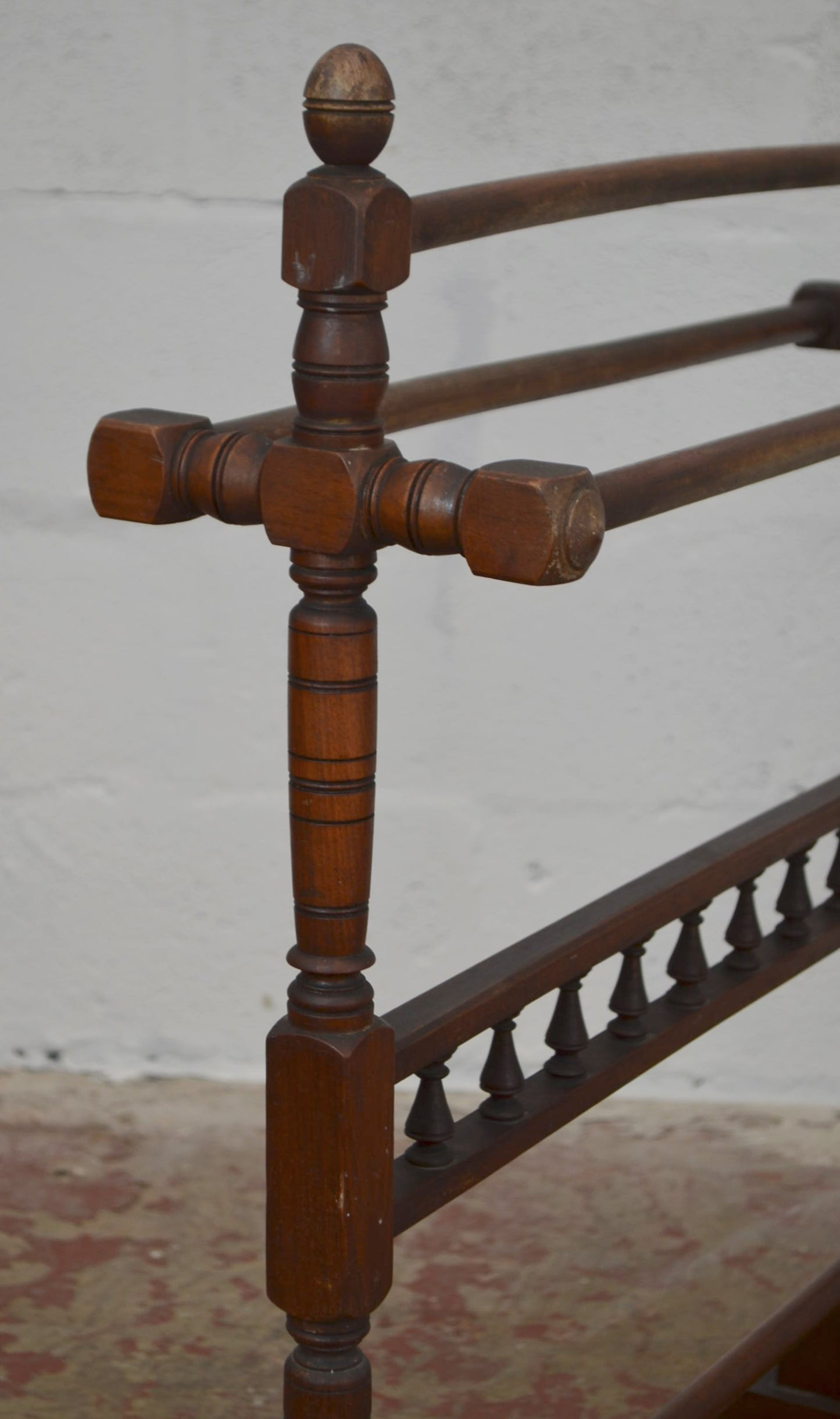 Victorian Towel Clothes Rail - Five Supports