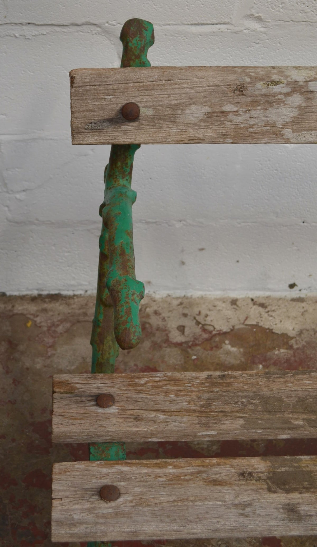 Victorian Rustic Cast Iron & Wood Garden Bench – "Twig" Pattern