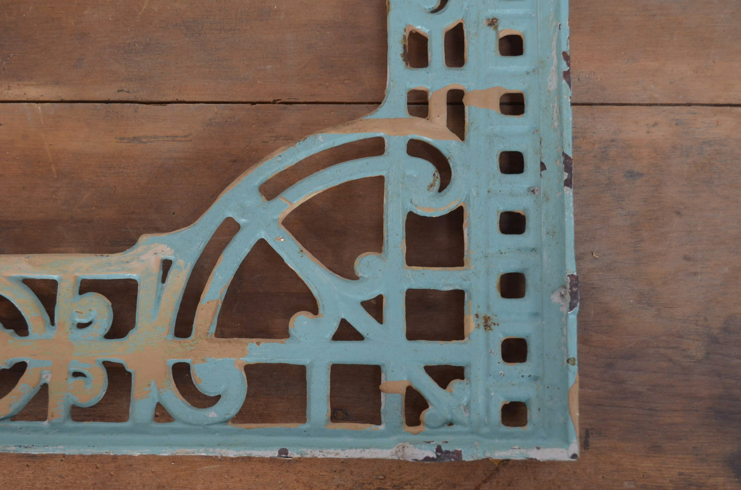 Pair Of Vintage Possibly Victorian Cast Iron Brackets