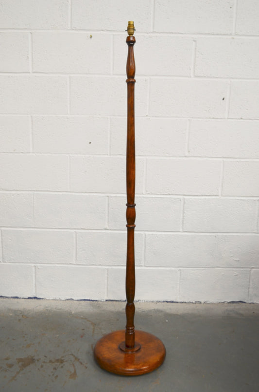 Vintage Floor Lamp (A1)