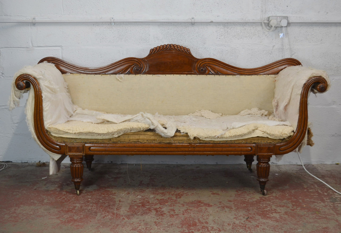 Victorian Chaise Longue Sofa