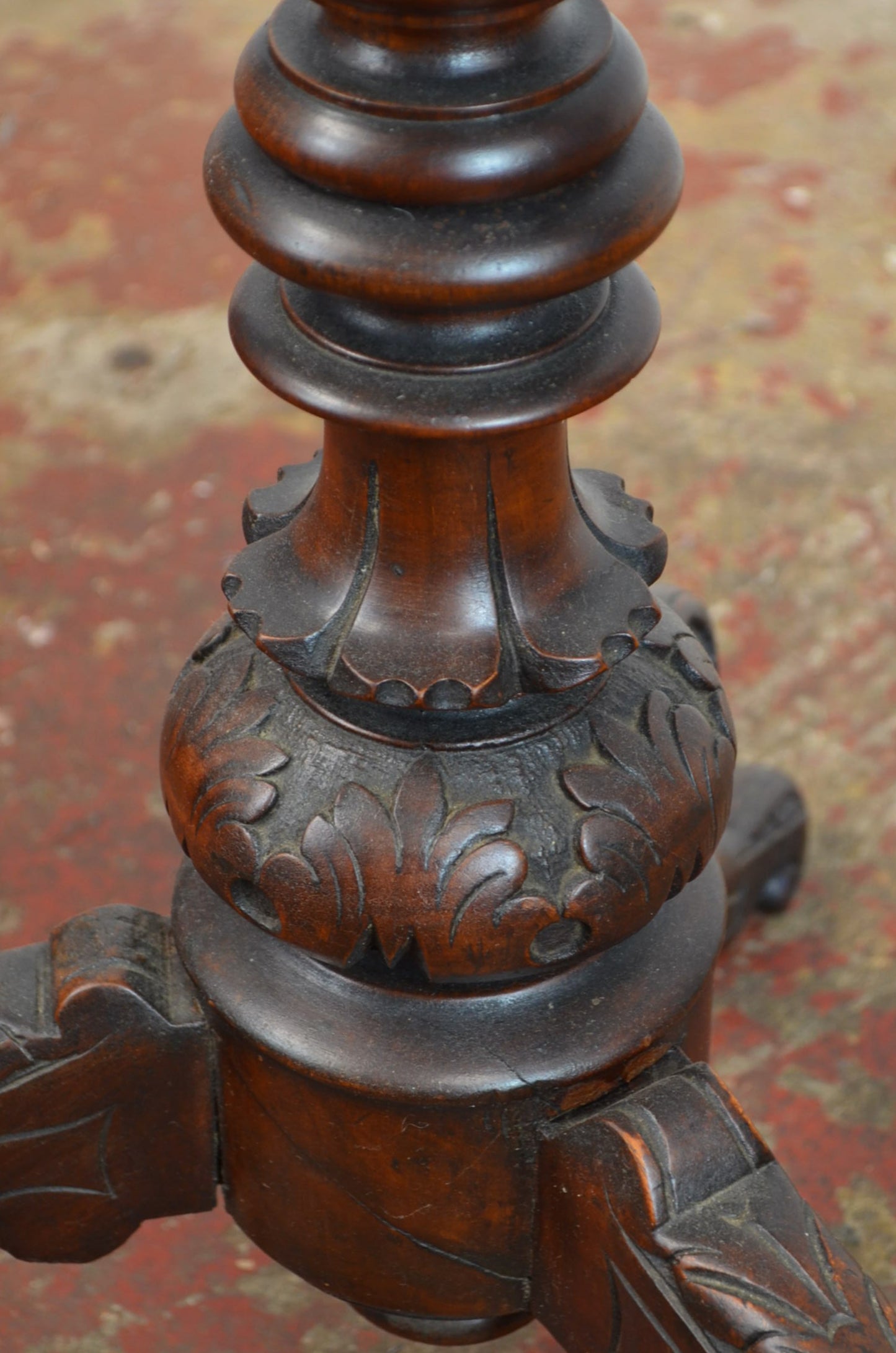 A Victorian Mahogany Tripod Side/Wine Table