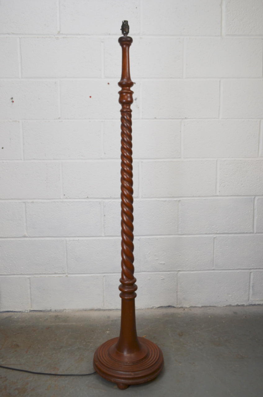 Vintage Barley Twist Floor Lamp (n2)