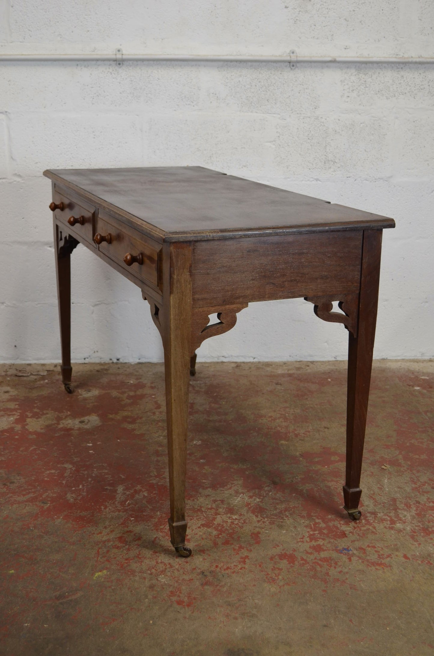 A Victorian Mahogany Writing Table/Desk