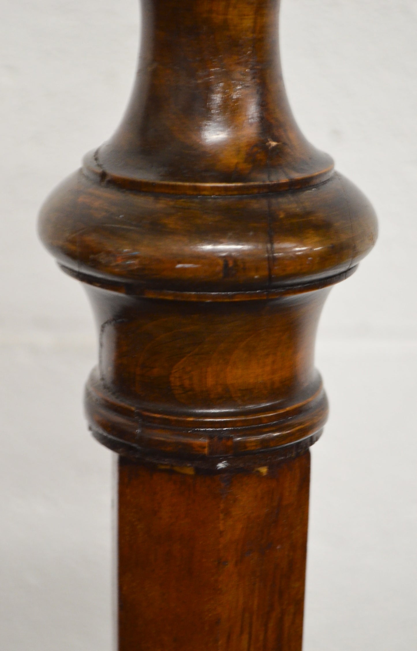 Vintage Floor Lamp (d1)