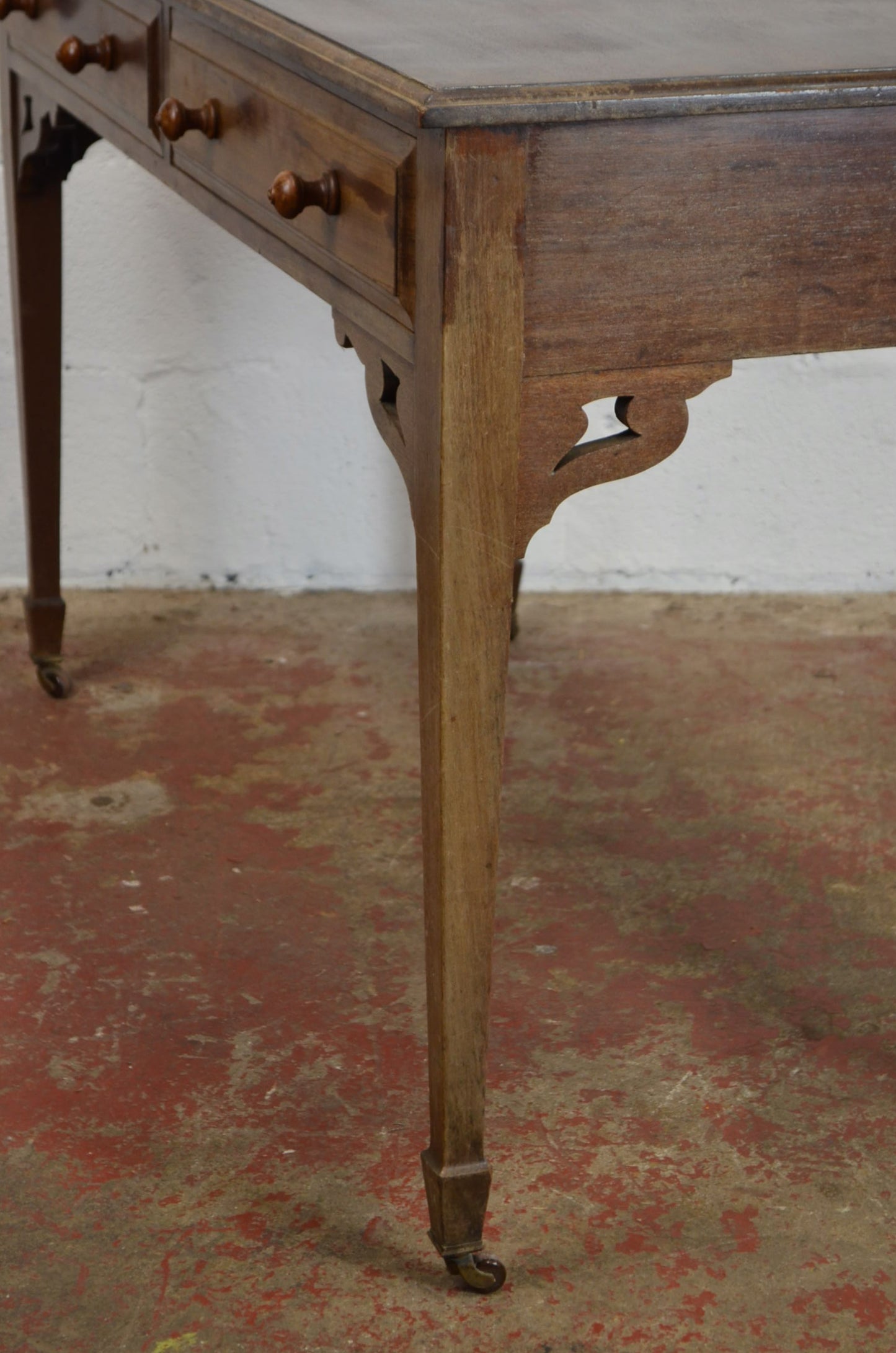 A Victorian Mahogany Writing Table/Desk