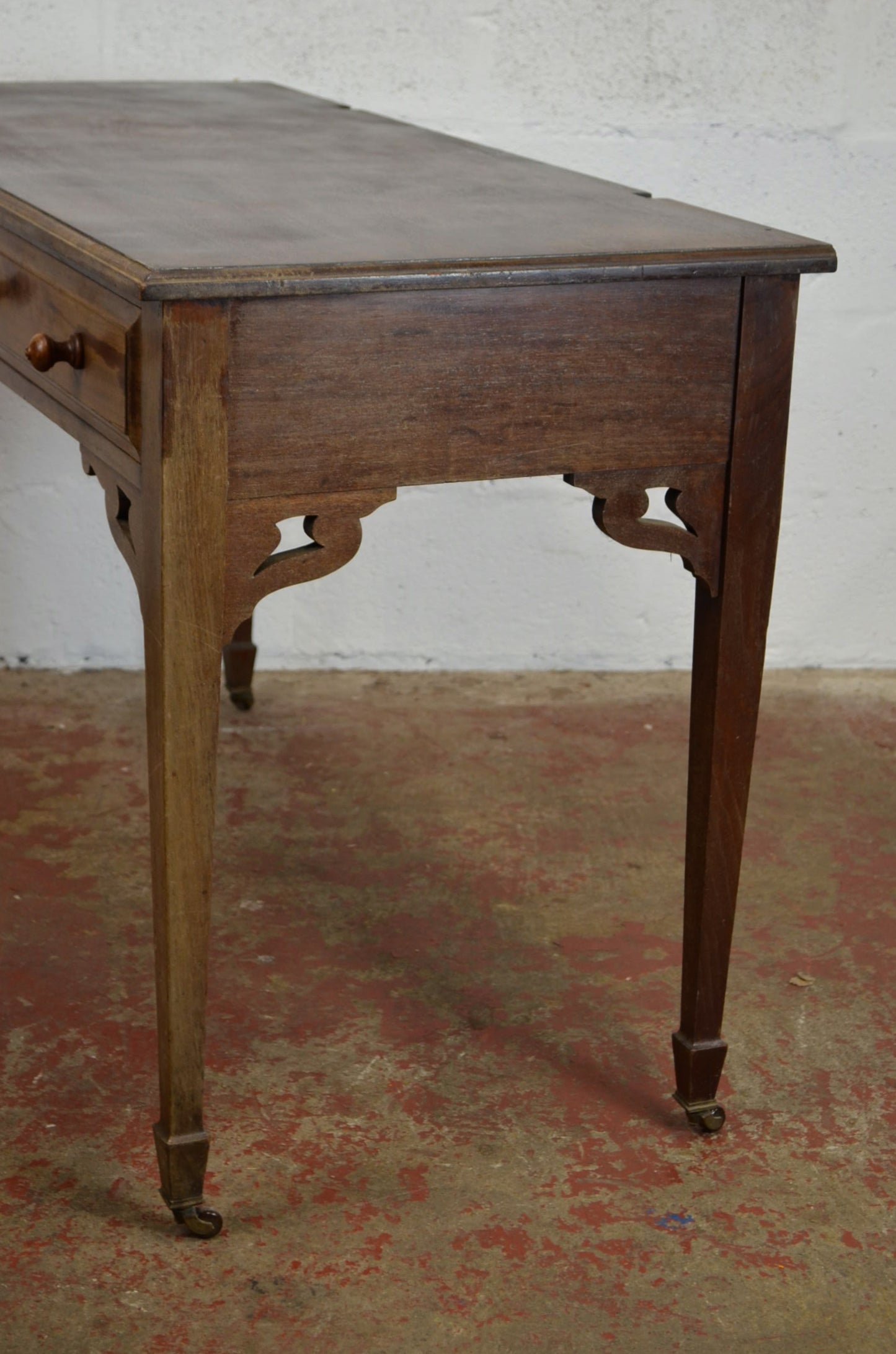 A Victorian Mahogany Writing Table/Desk