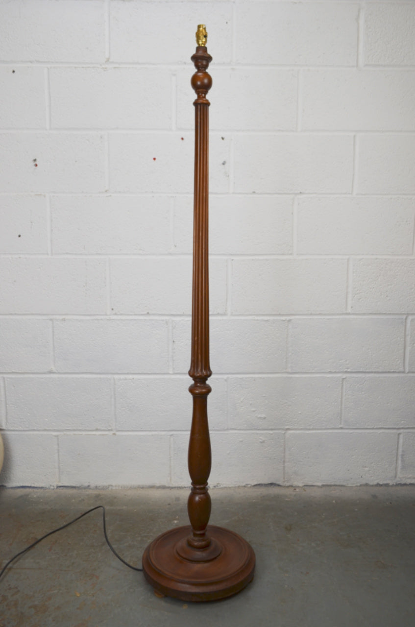 Vintage Floor Lamp (n3)