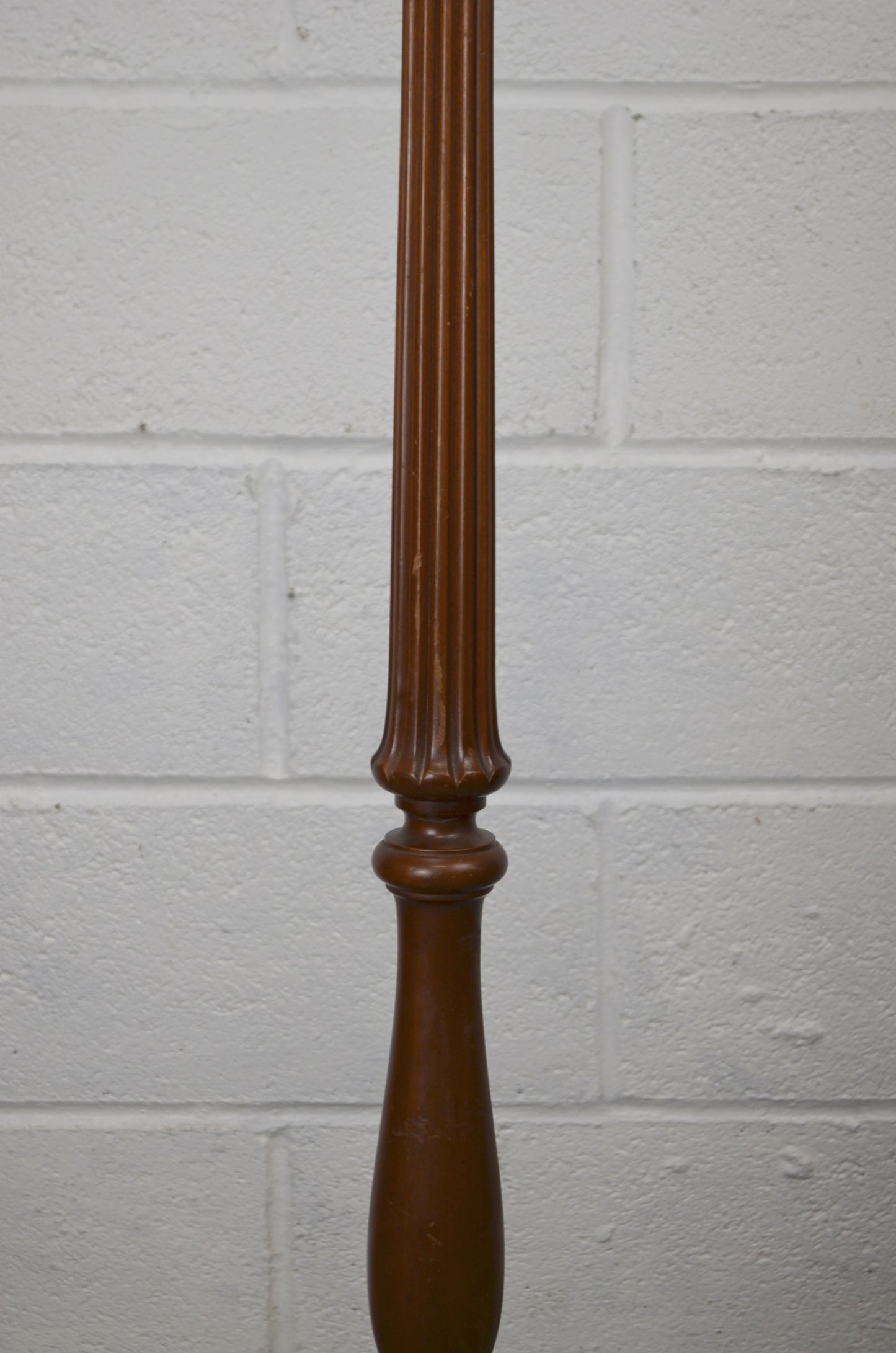 Vintage Floor Lamp (n3)
