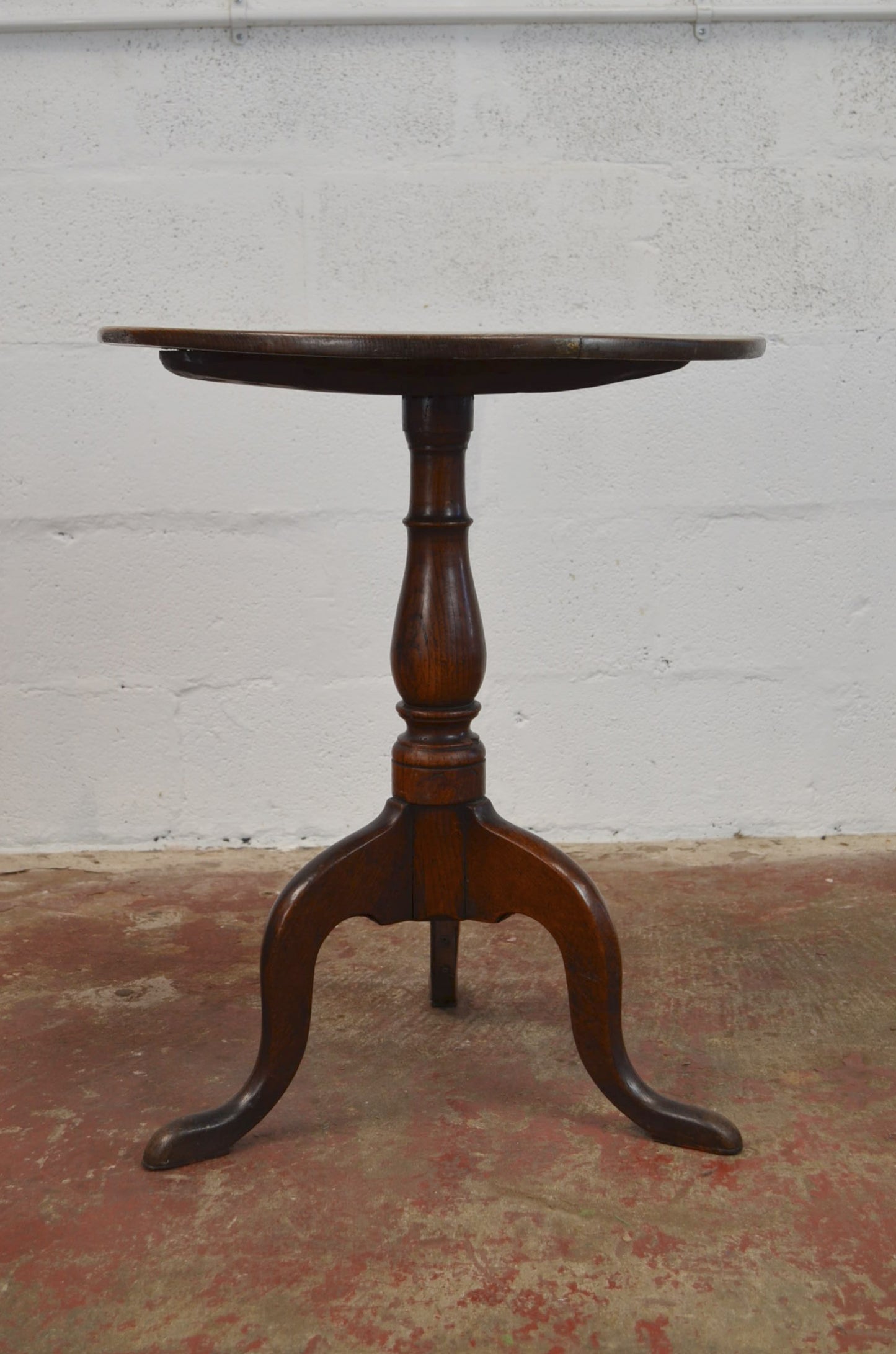 An Antique Victorian Oak Tripod Side/Wine Table