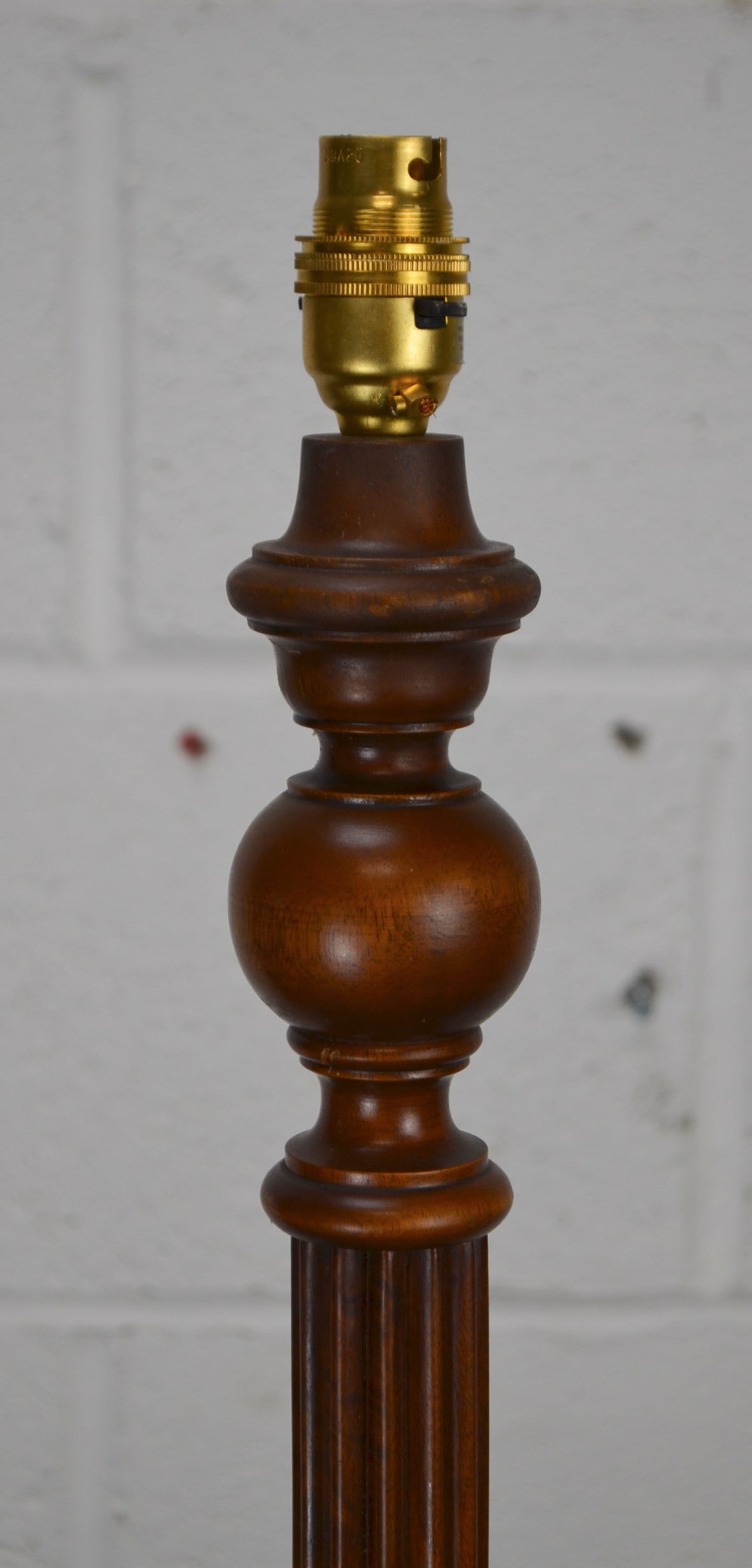Vintage Floor Lamp (n3)