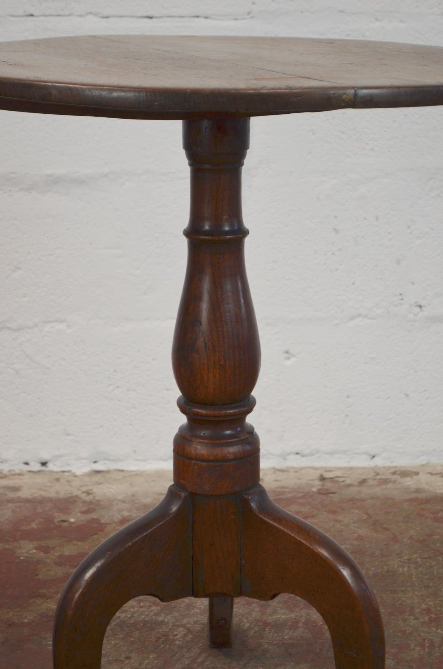 An Antique Victorian Oak Tripod Side/Wine Table