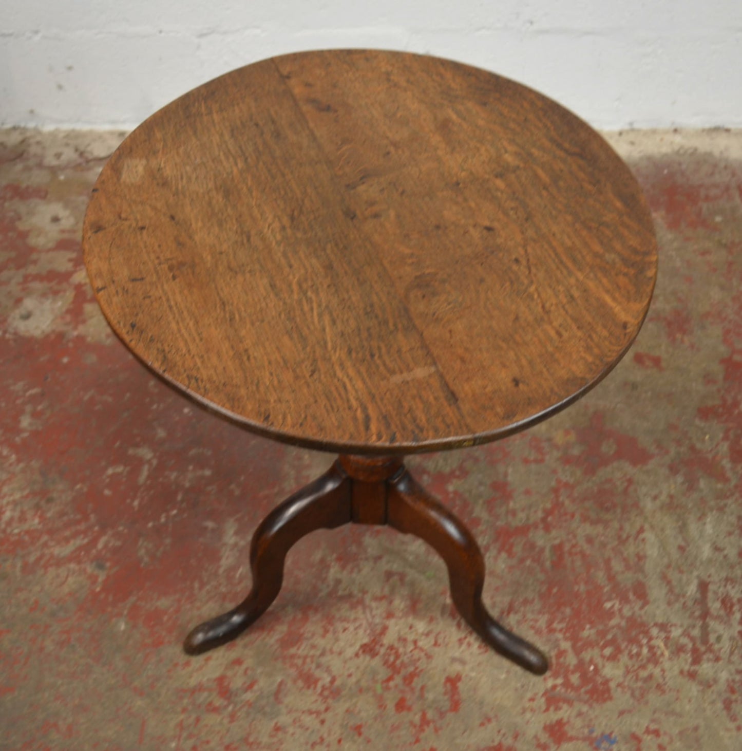 An Antique Victorian Oak Tripod Side/Wine Table