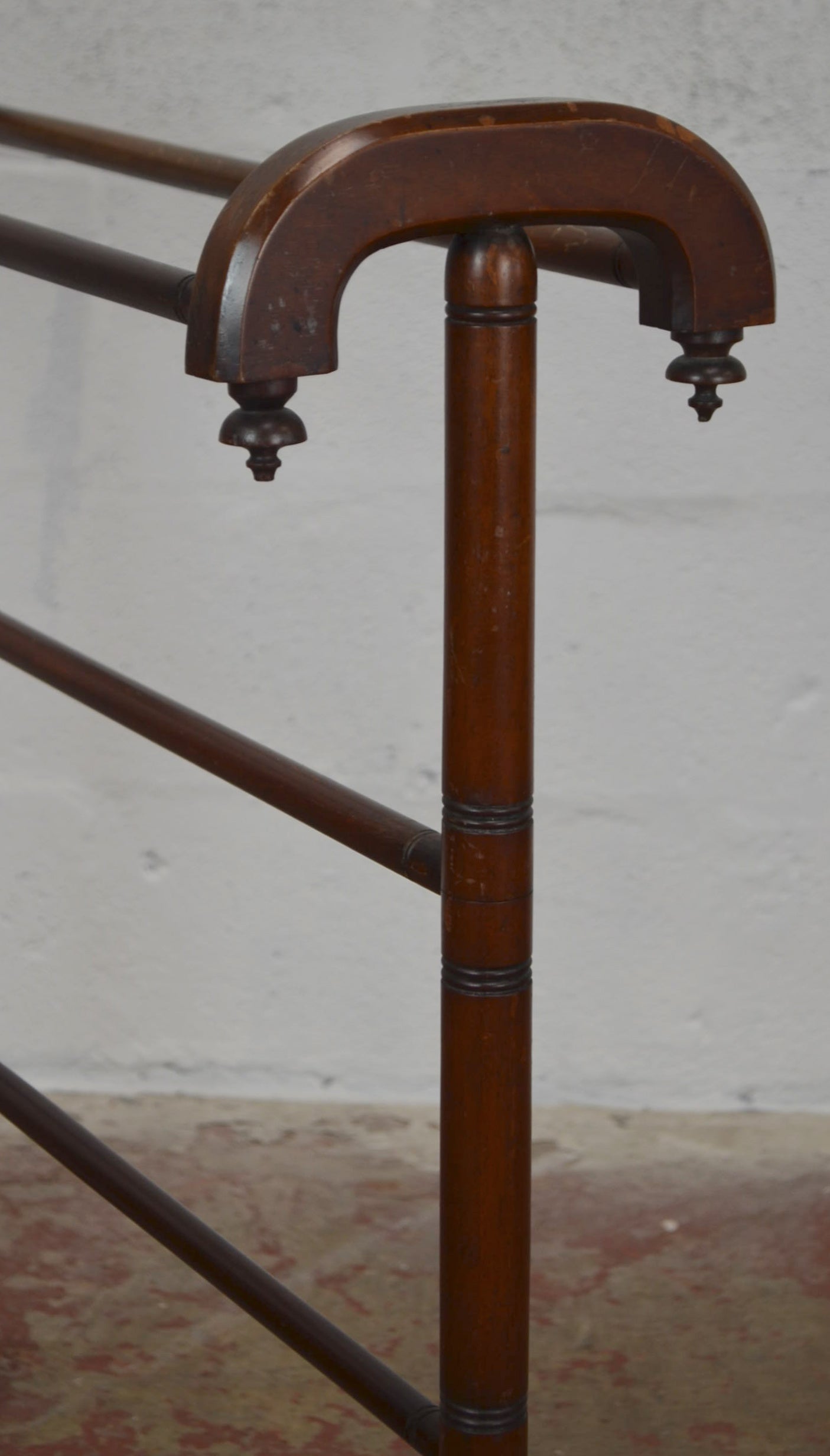 Victorian Towel Rail - With Four Supports