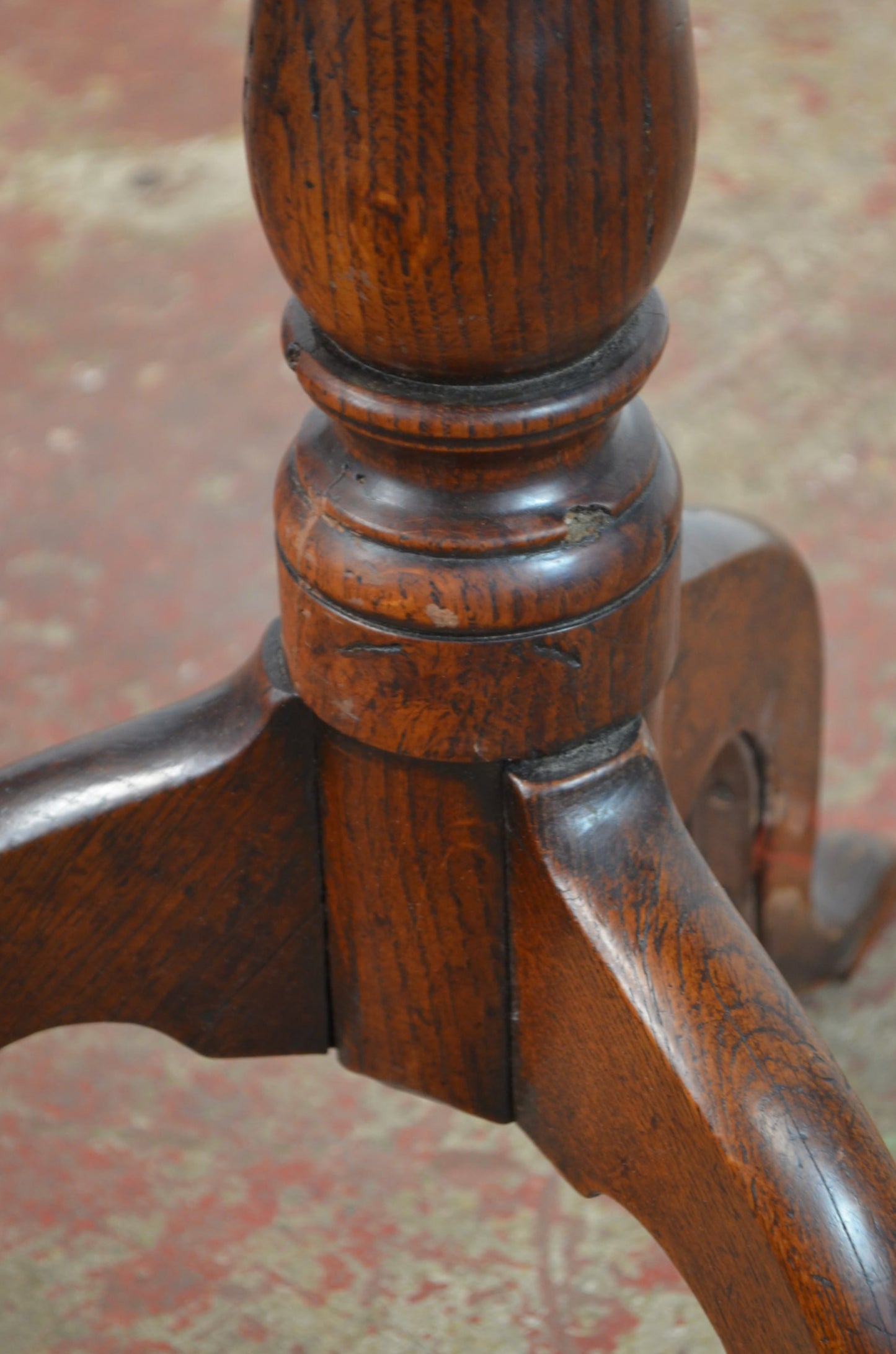 An Antique Victorian Oak Tripod Side/Wine Table