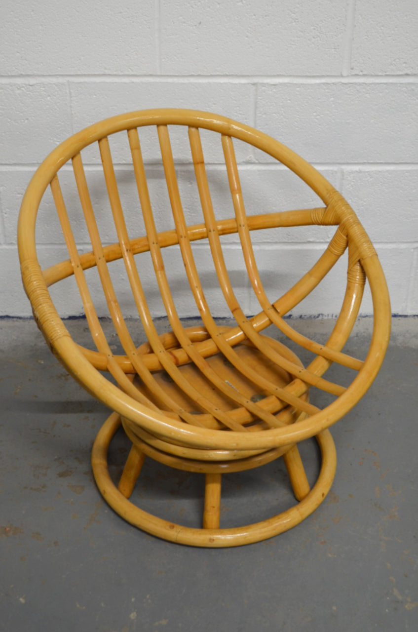 Bamboo Swivel Lounge Chair