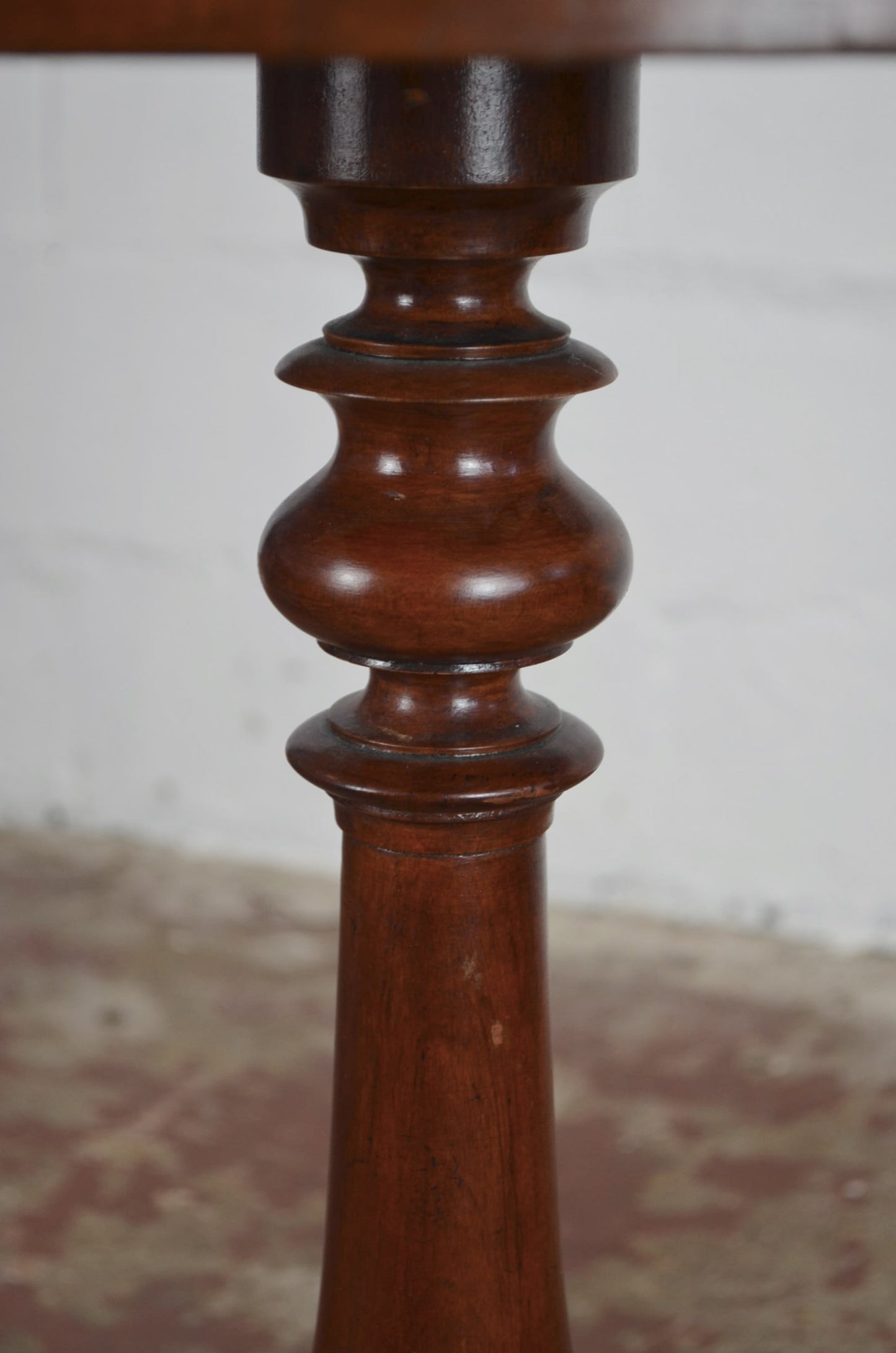 A Victorian Mahogany Tripod Side/Wine Table
