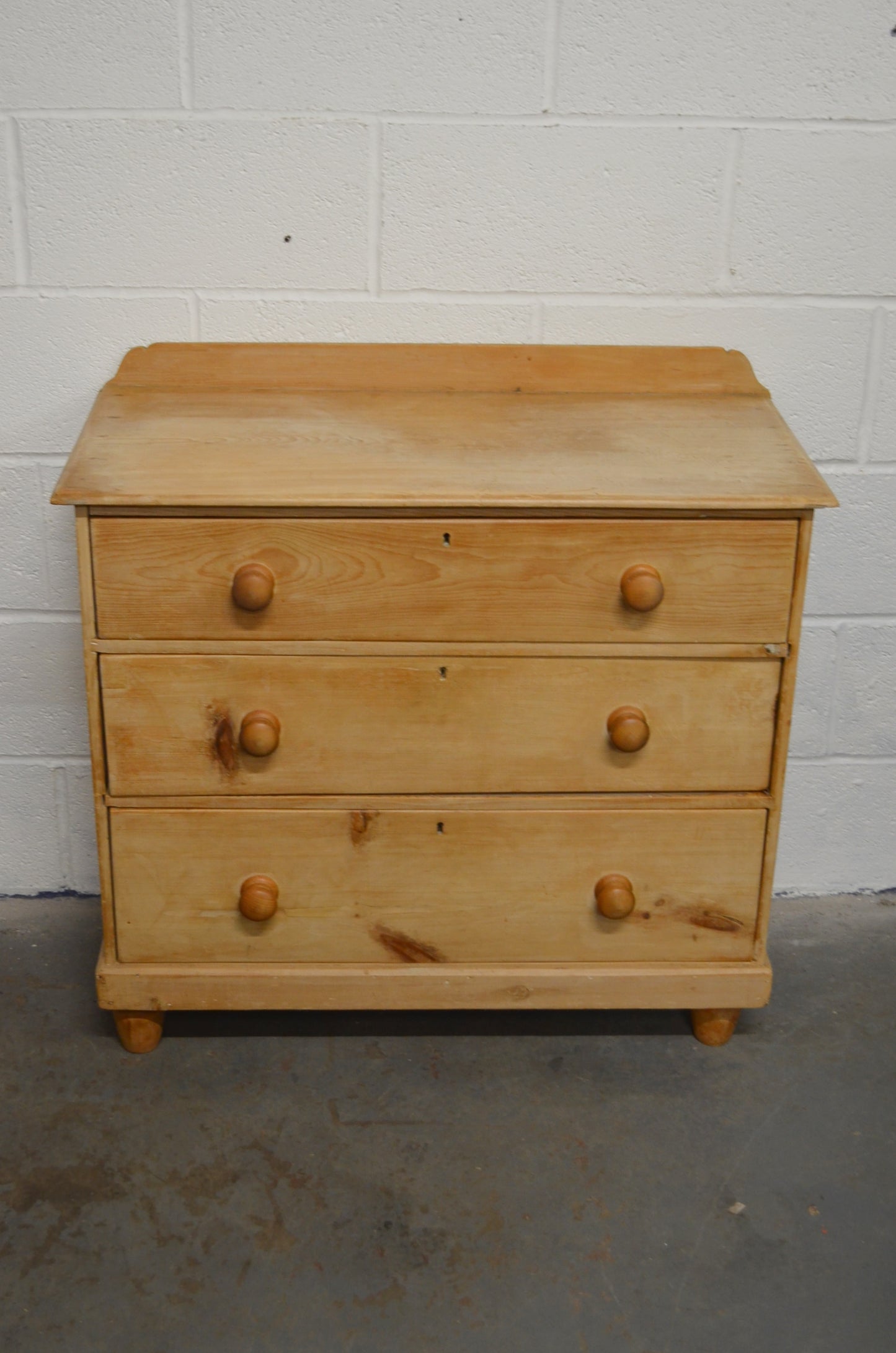 Victorian Pine Chest of Drawers
