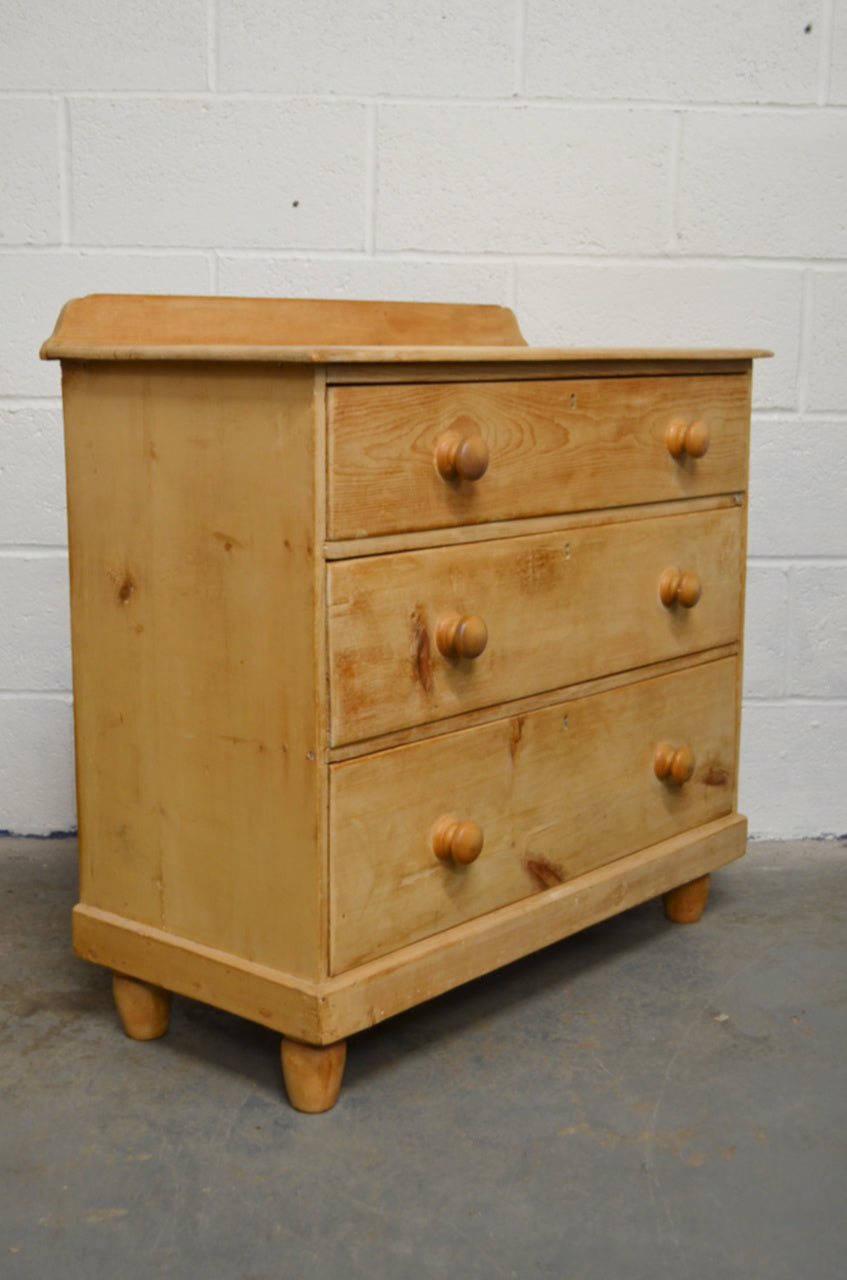 Victorian Pine Chest of Drawers