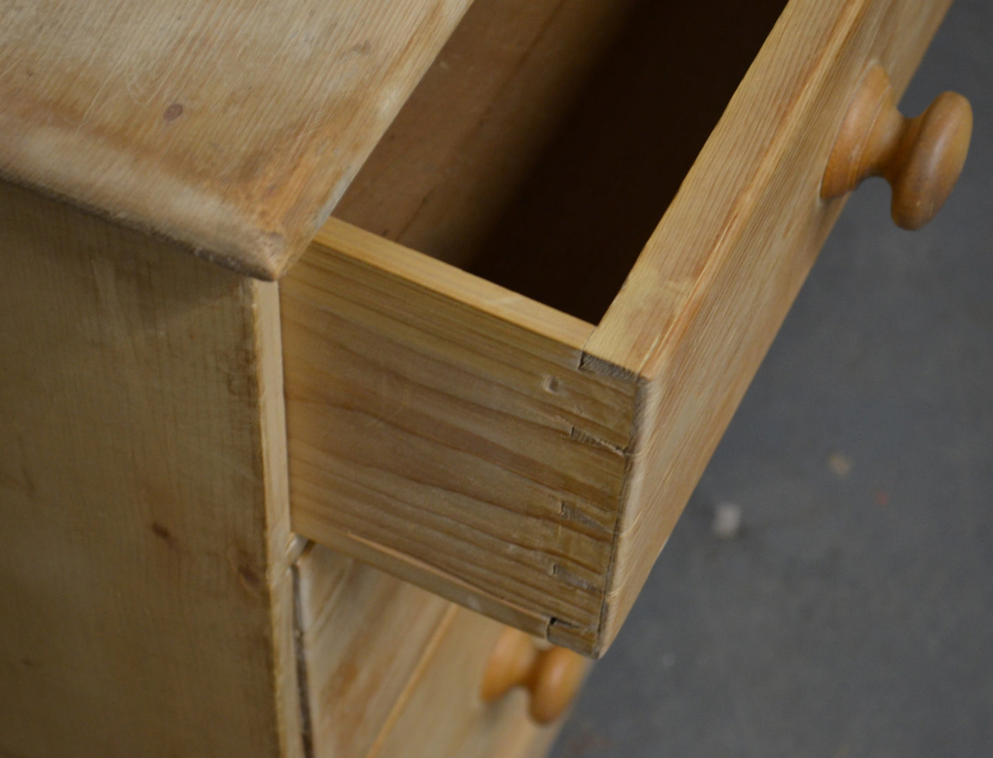 Victorian Pine Chest of Drawers