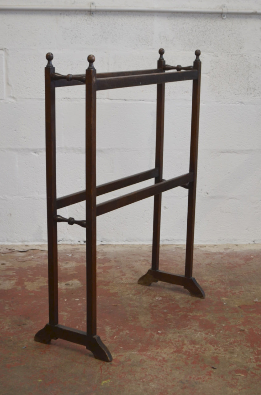 Edwardian Towel / Clothes Rail - Four Supports