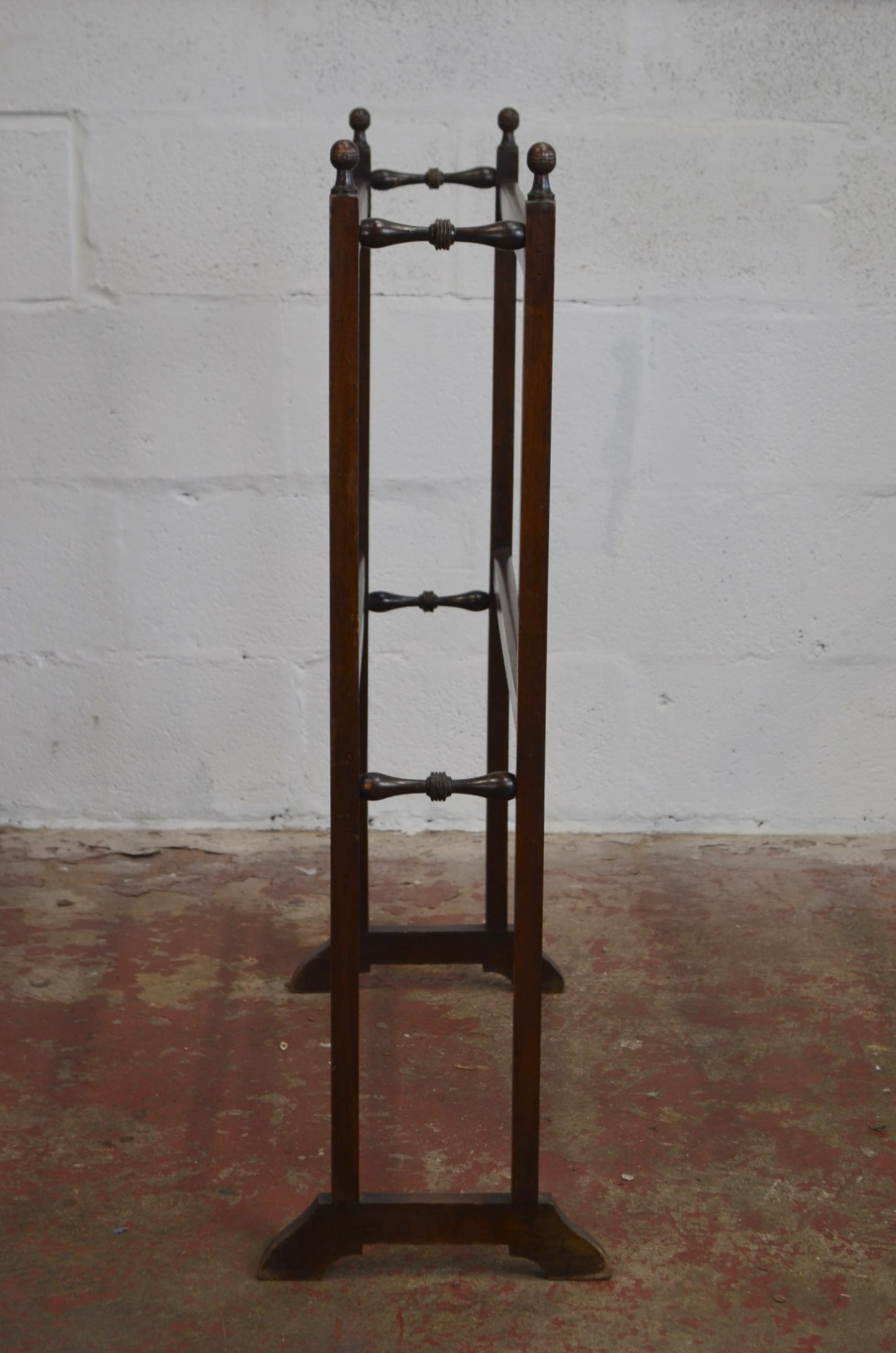 Edwardian Towel / Clothes Rail - Four Supports