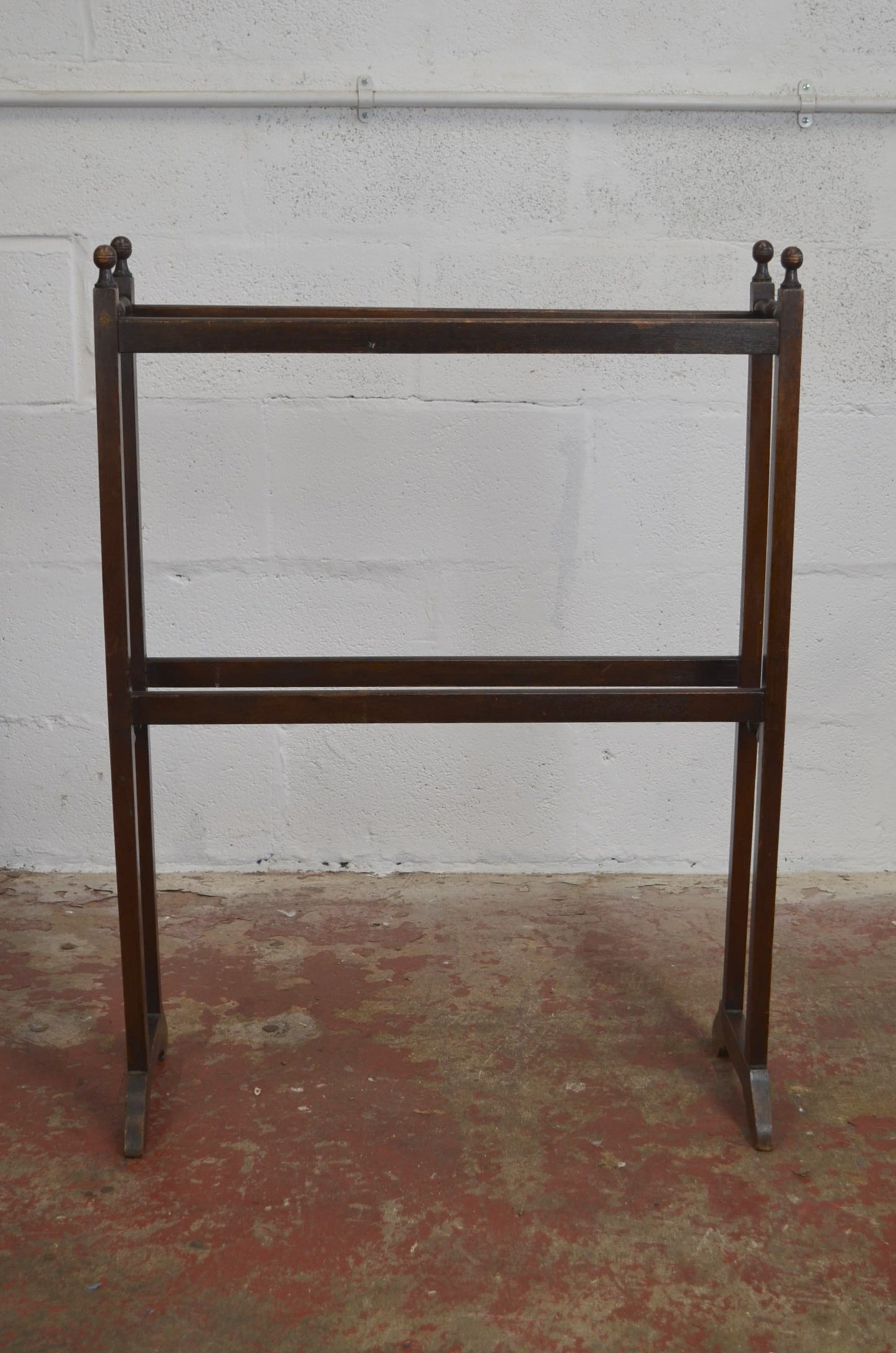 Edwardian Towel / Clothes Rail - Four Supports