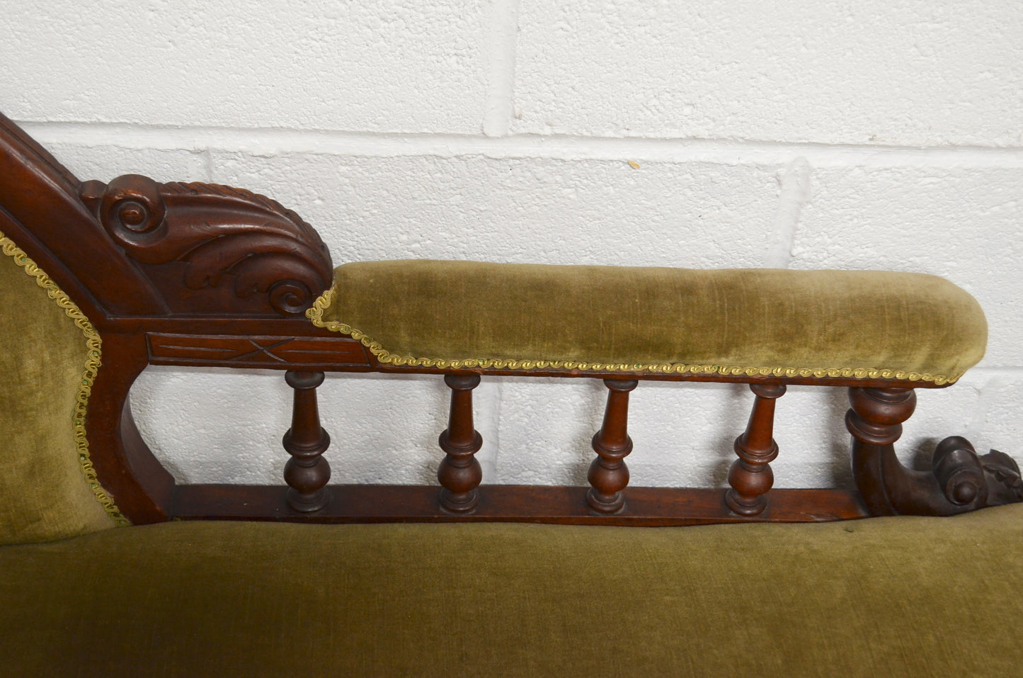 Victorian Chaise Longue