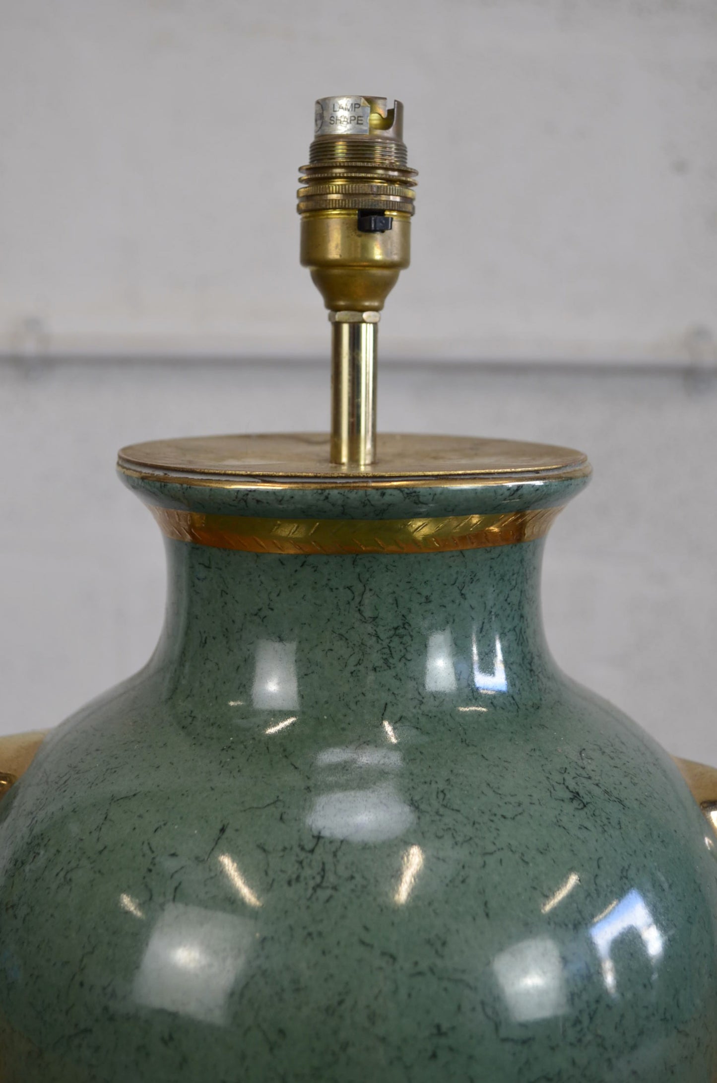 Vintage Neoclassical Style Urn Table Lamp