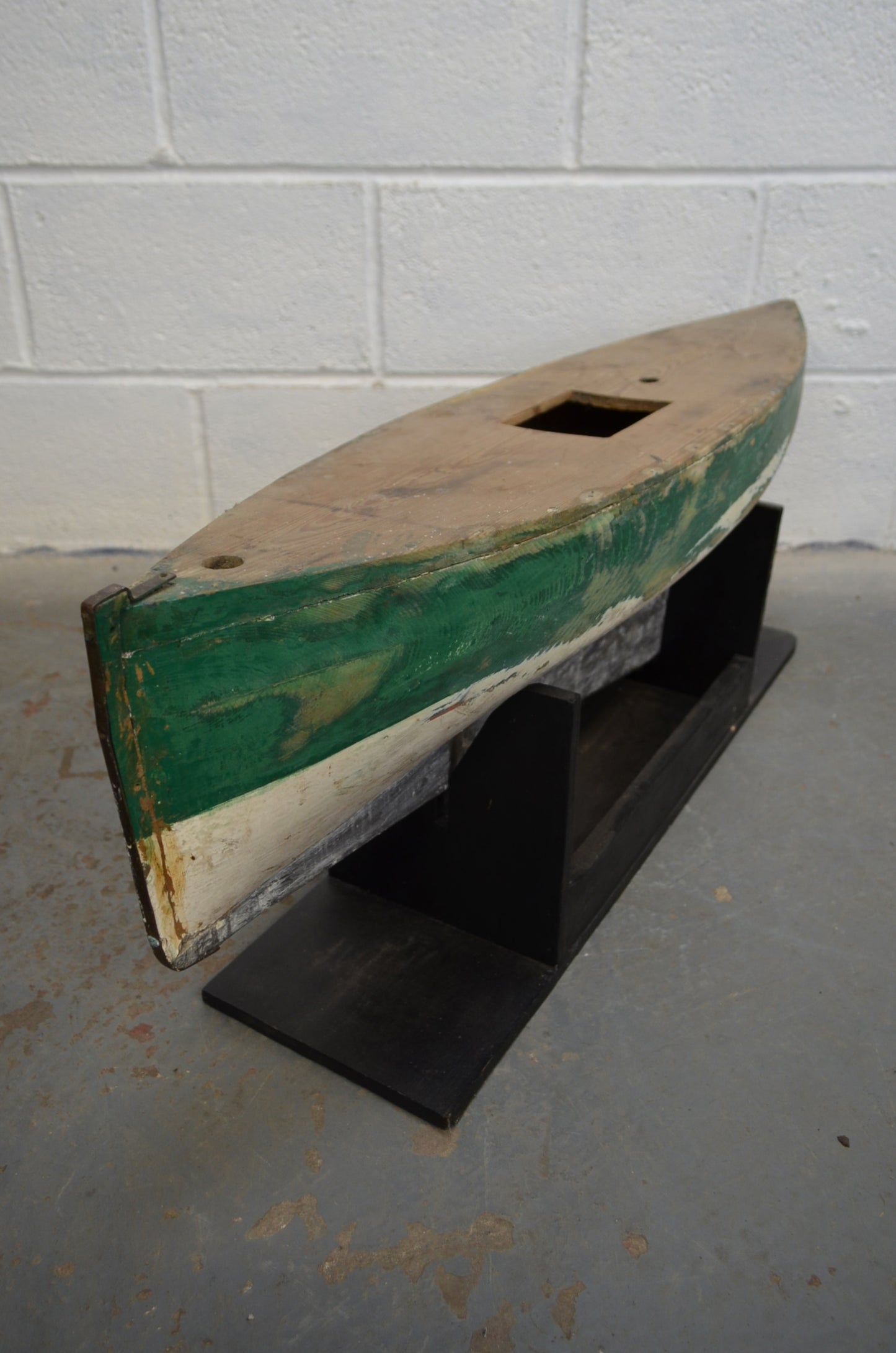 Antique Pond Yacht (for restoration)