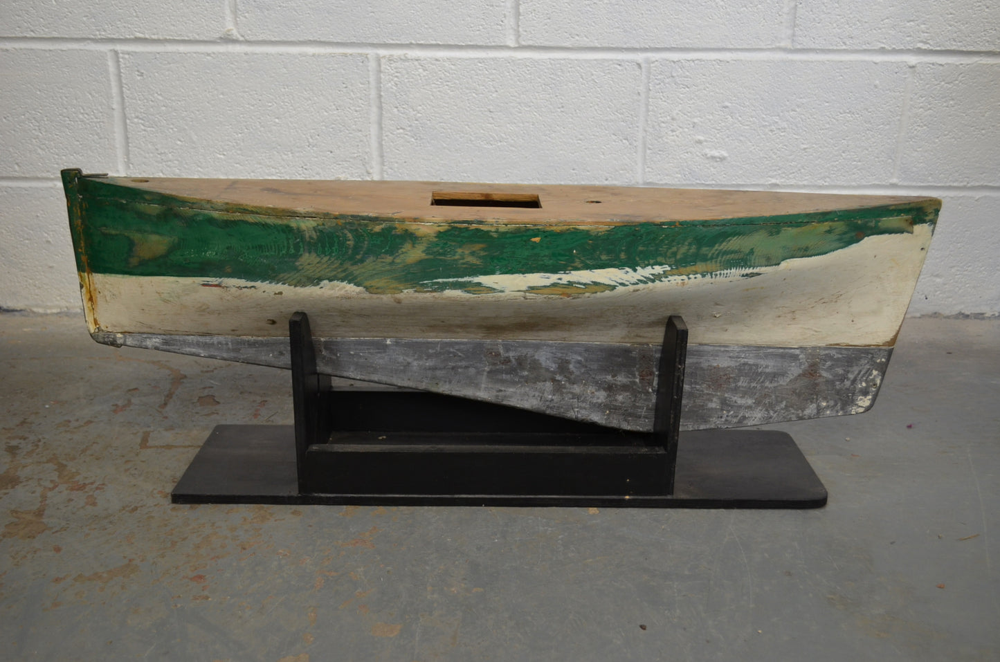 Antique Pond Yacht (for restoration)