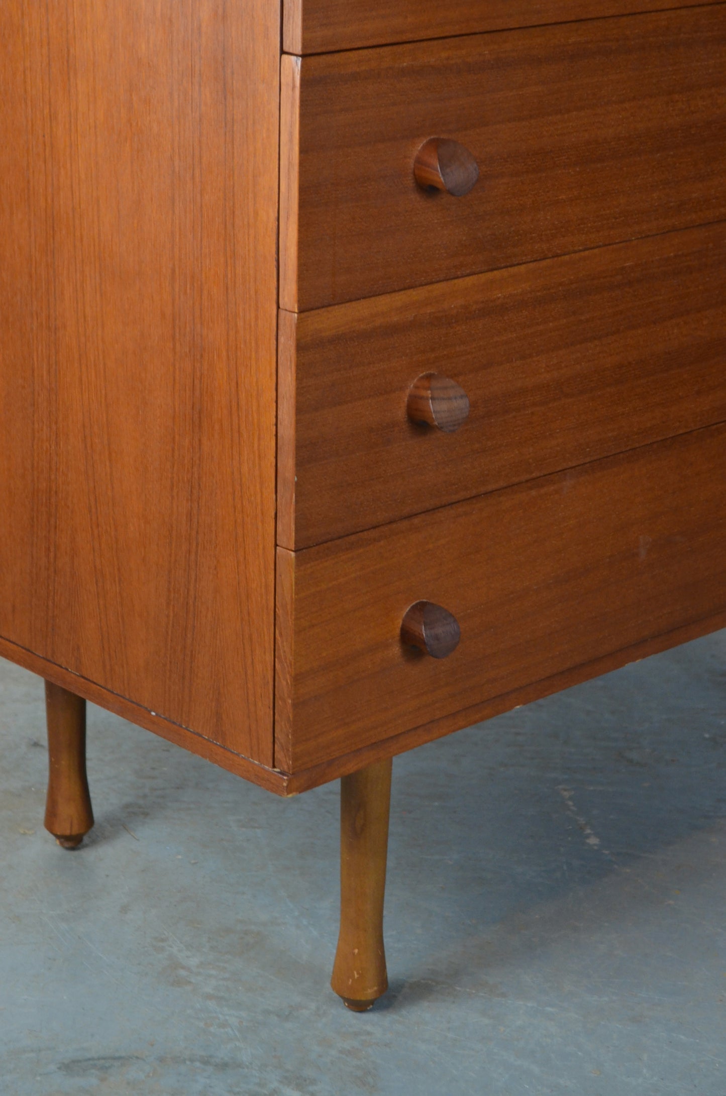 Vintage Avalon Chest Of Drawers