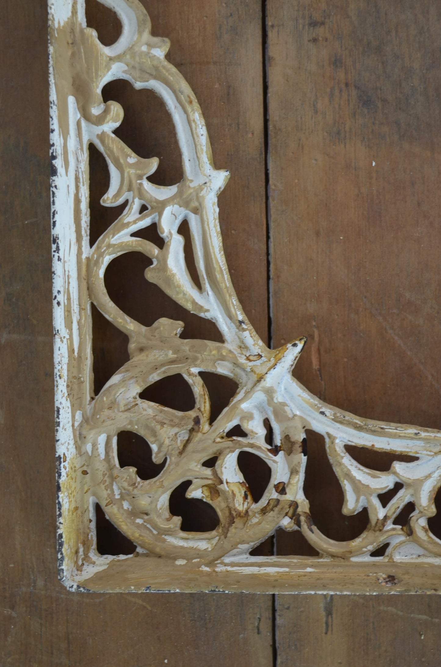 Pair Of Vintage Possibly Victorian Cast Iron Brackets