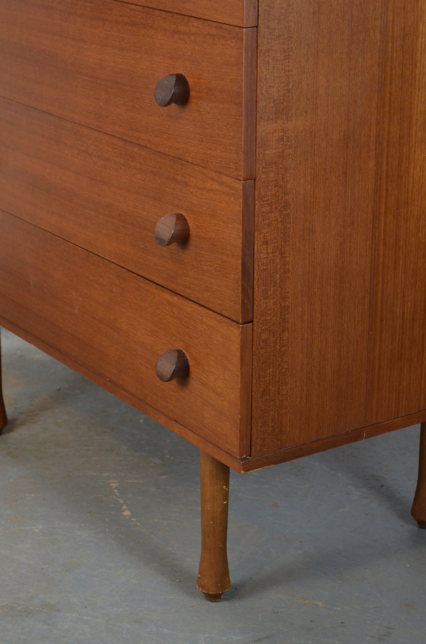 Vintage Avalon Chest Of Drawers