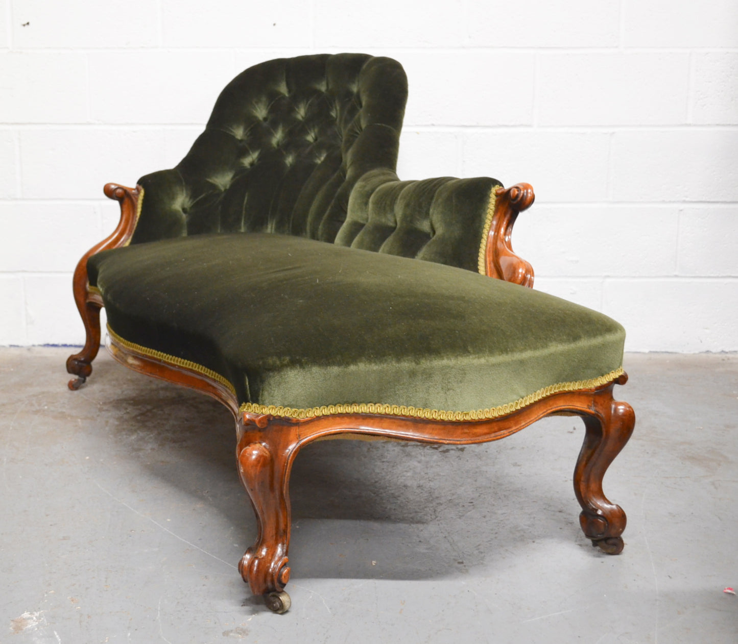 Victorian Chaise Longue