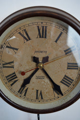Vintage Magneta Wall Clock