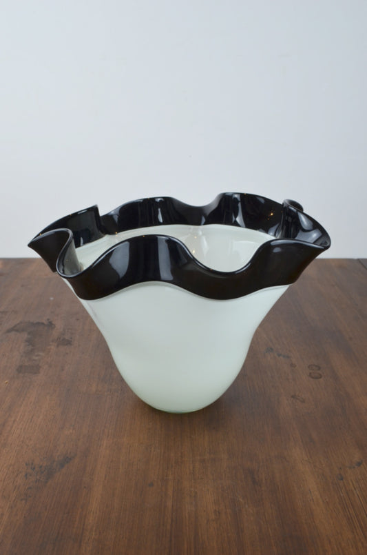 Vintage/Retro Handkerchief Vase